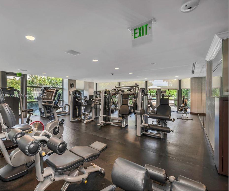 MEI CONDO - Residential