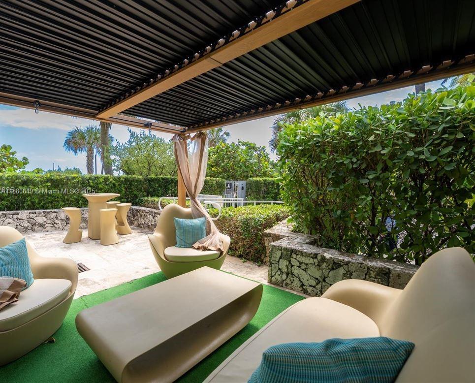 MEI CONDO - Residential