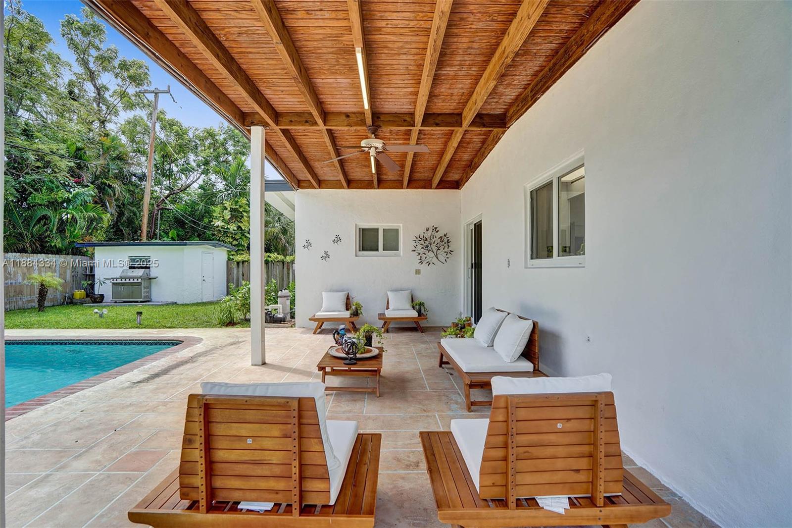 SKY LAKE - Residential