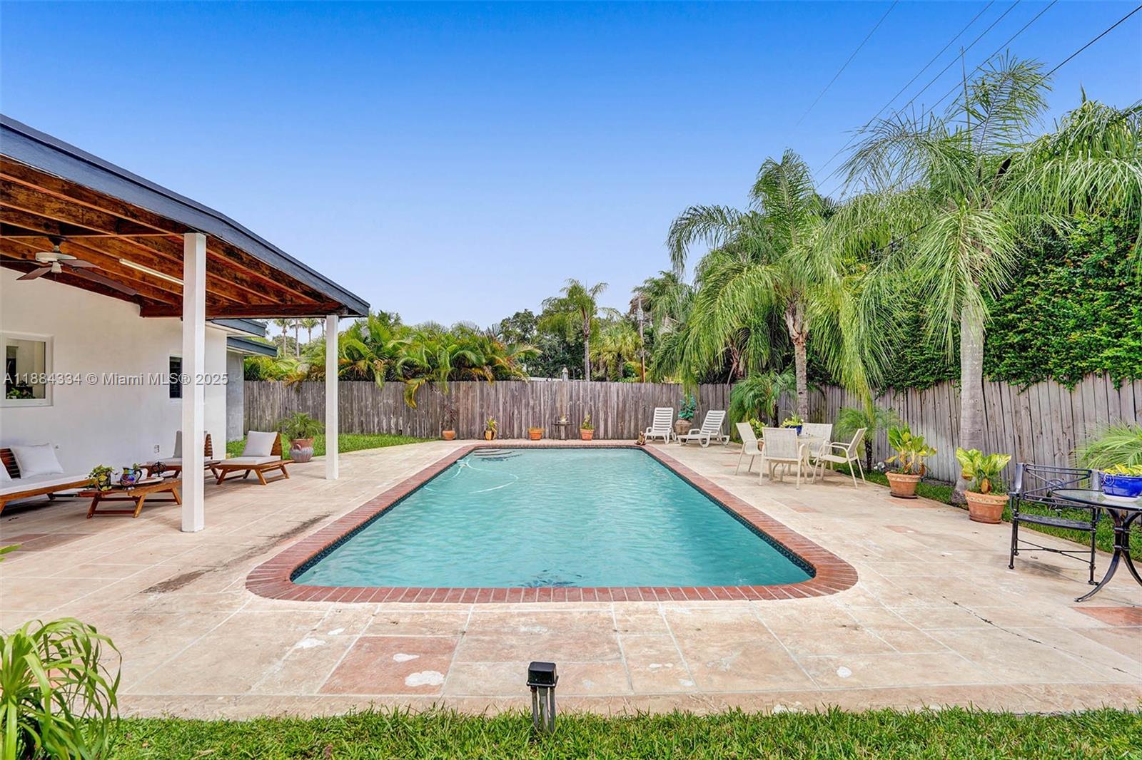 SKY LAKE - Residential