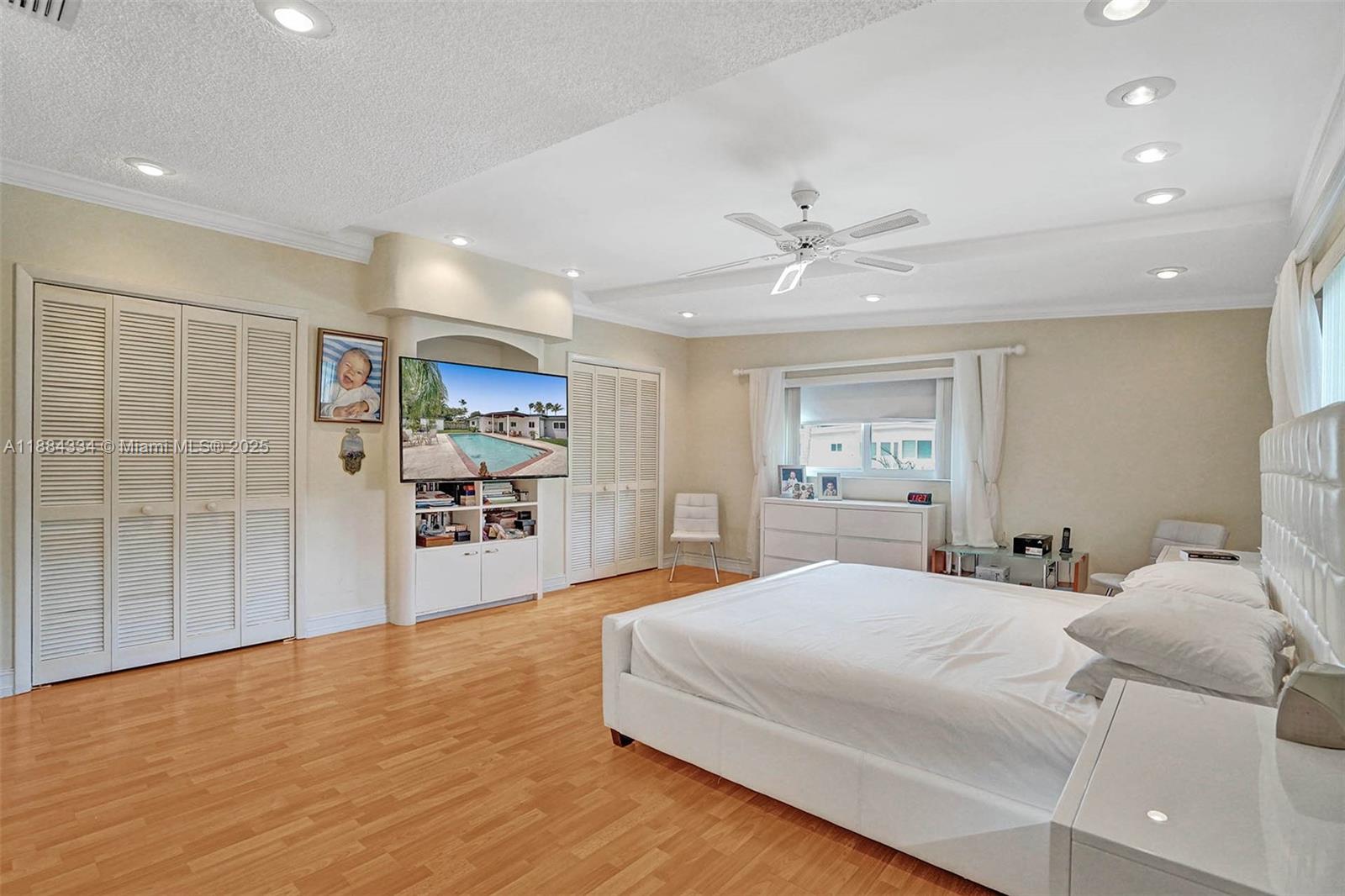 SKY LAKE - Residential