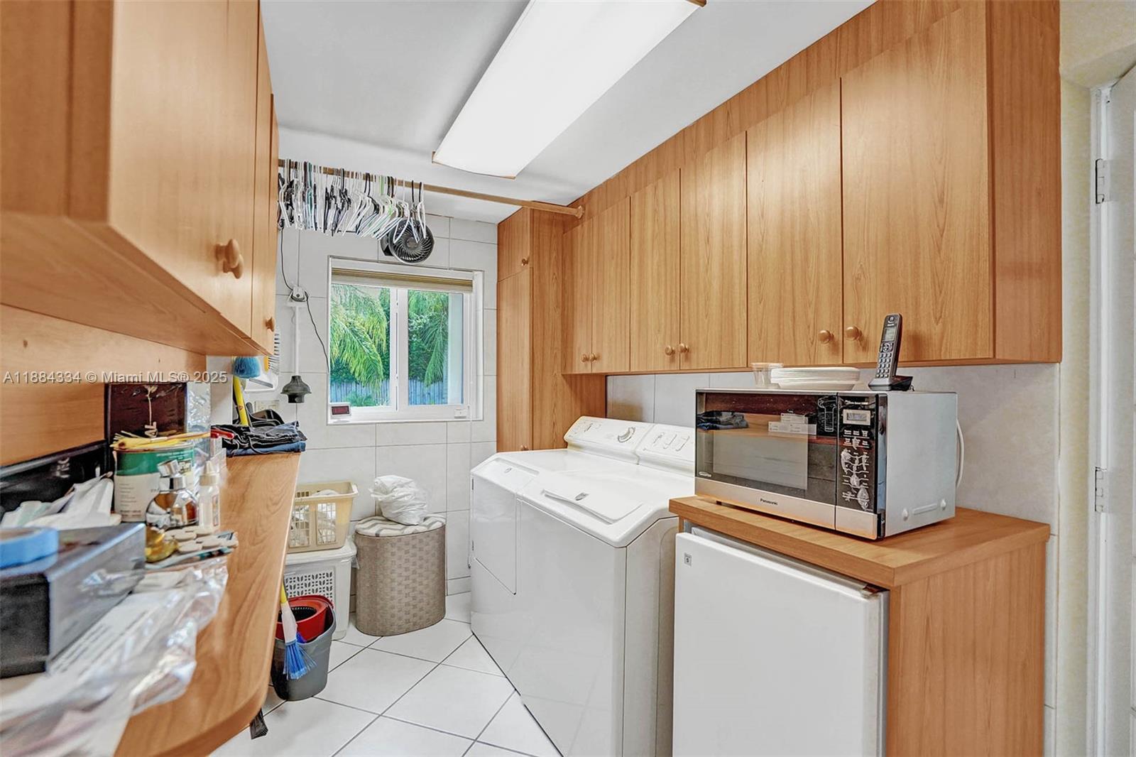 SKY LAKE - Residential