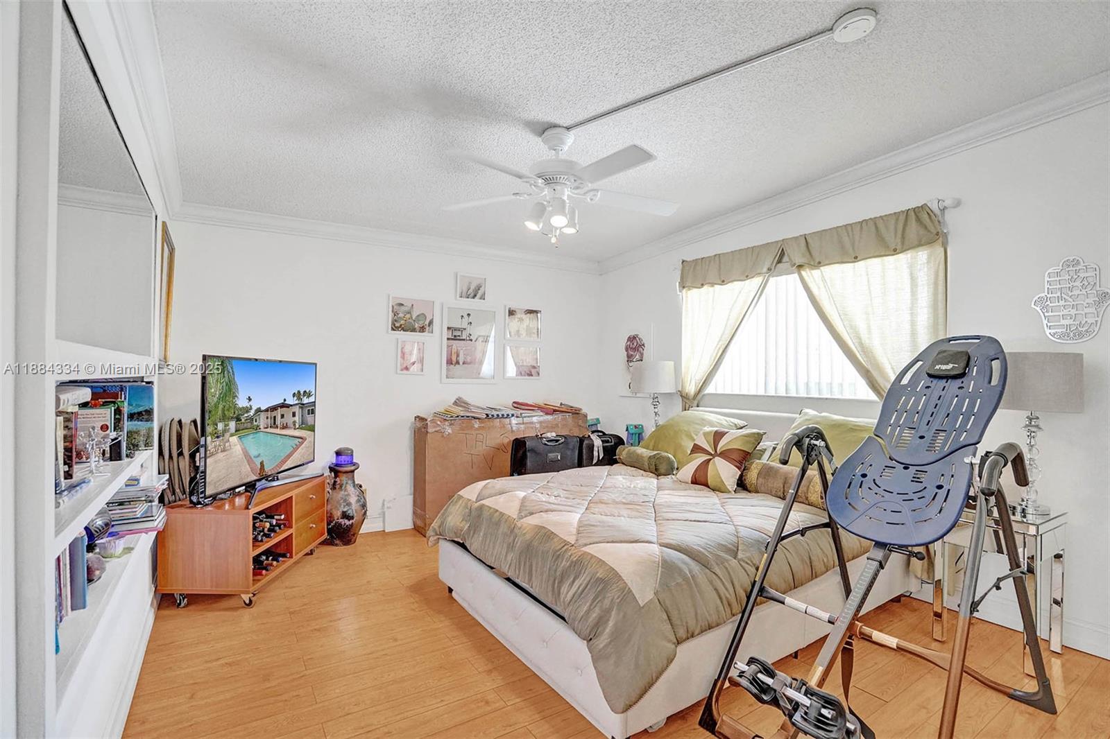 SKY LAKE - Residential