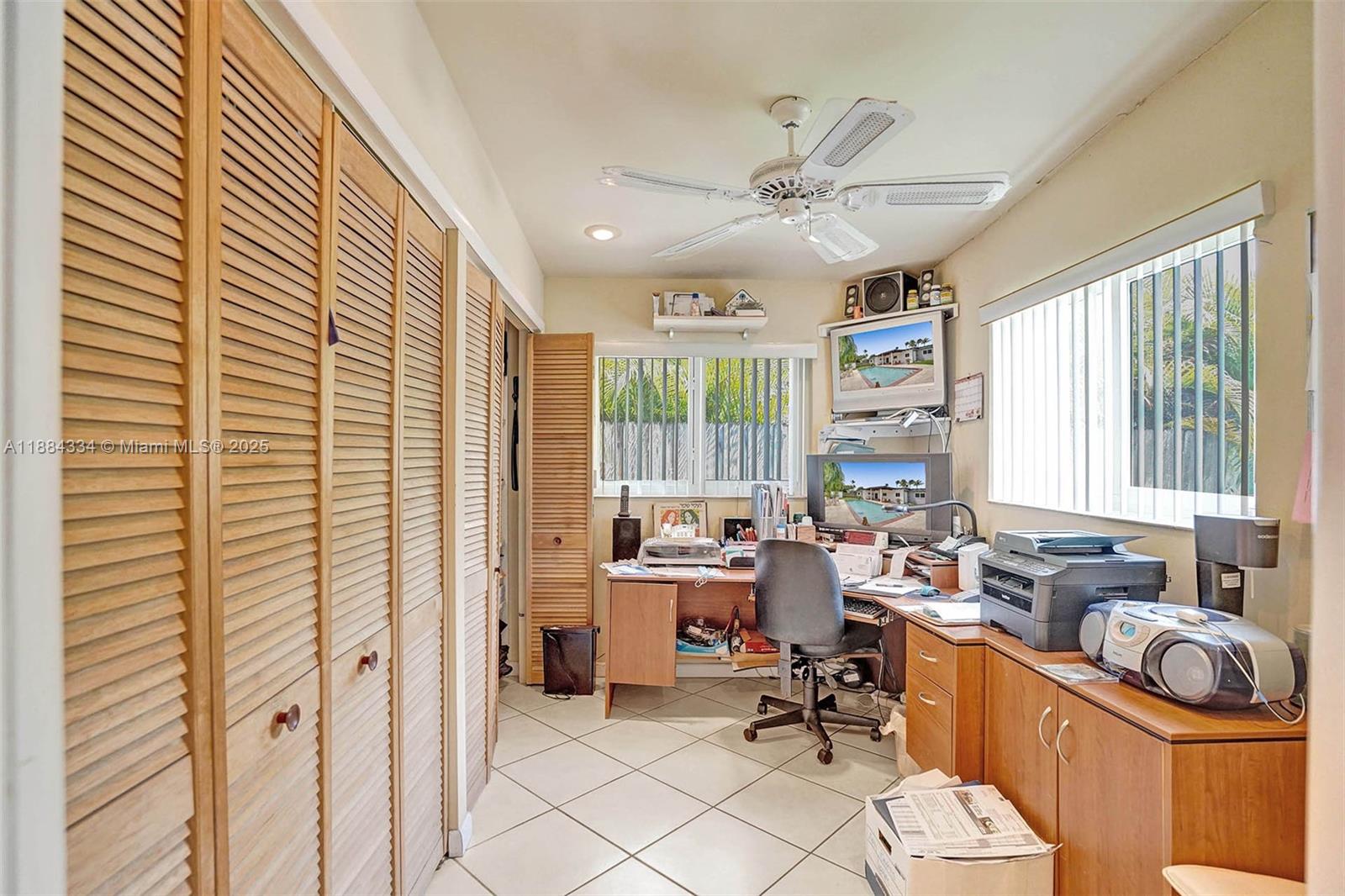 SKY LAKE - Residential