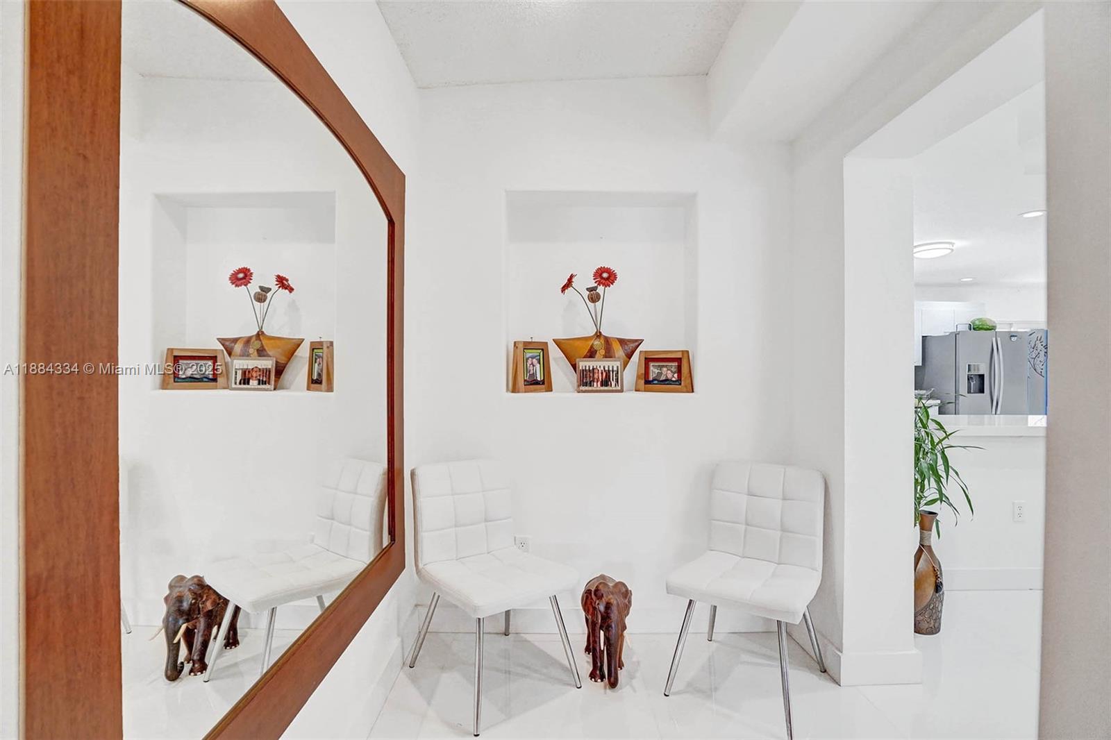 SKY LAKE - Residential