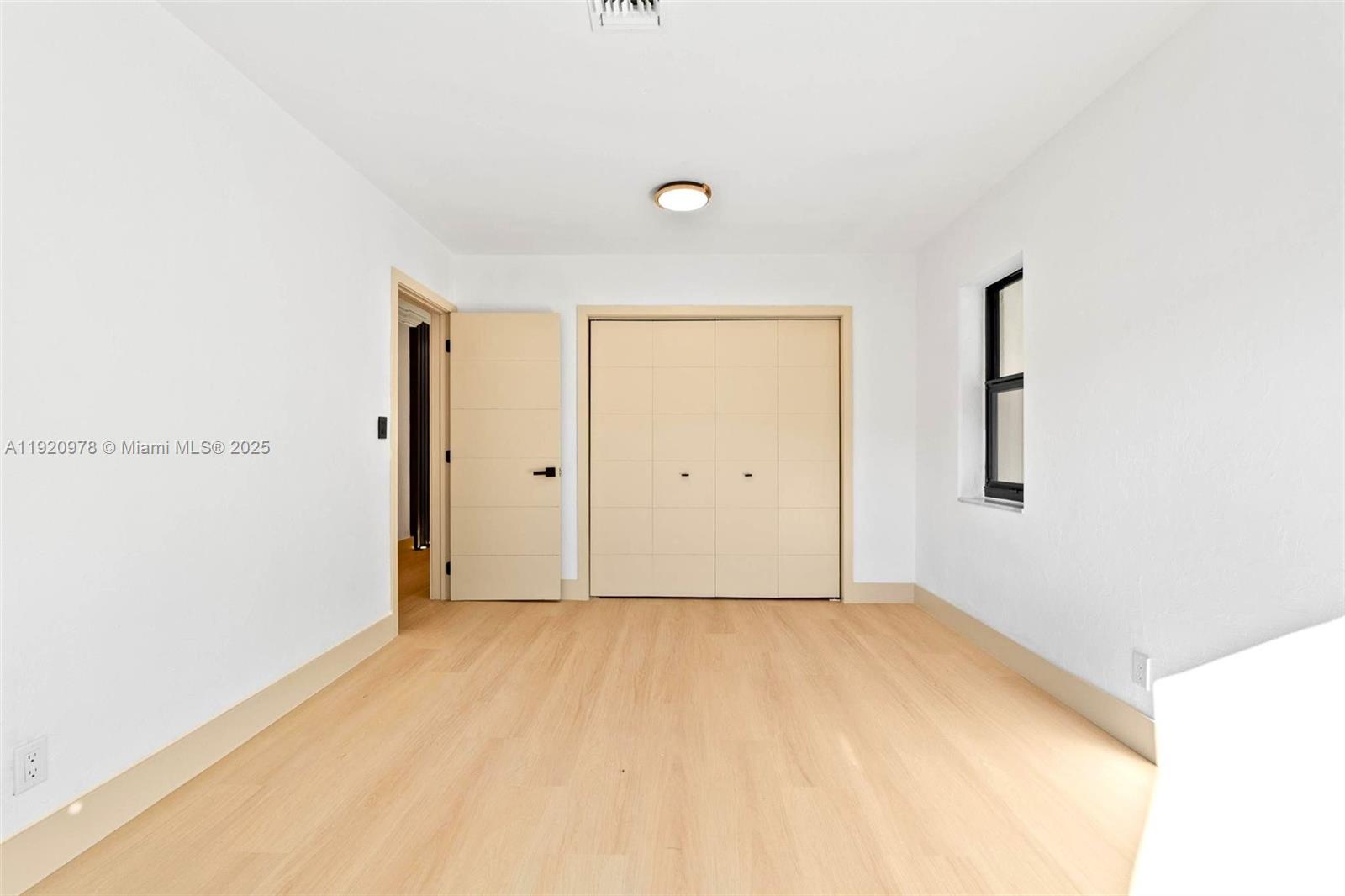 PLANTATIONS SECLUDED GARD - Residential