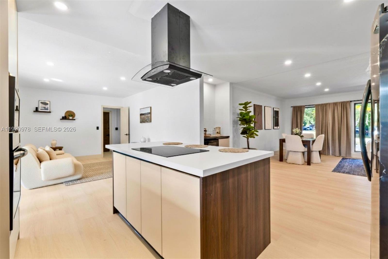 PLANTATIONS SECLUDED GARD - Residential