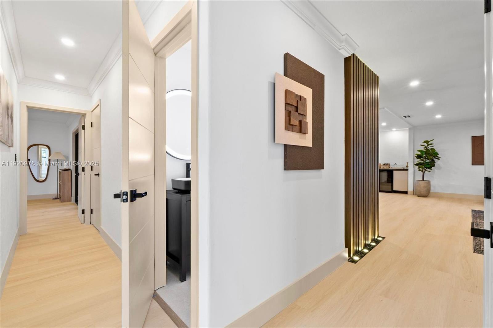 PLANTATIONS SECLUDED GARD - Residential