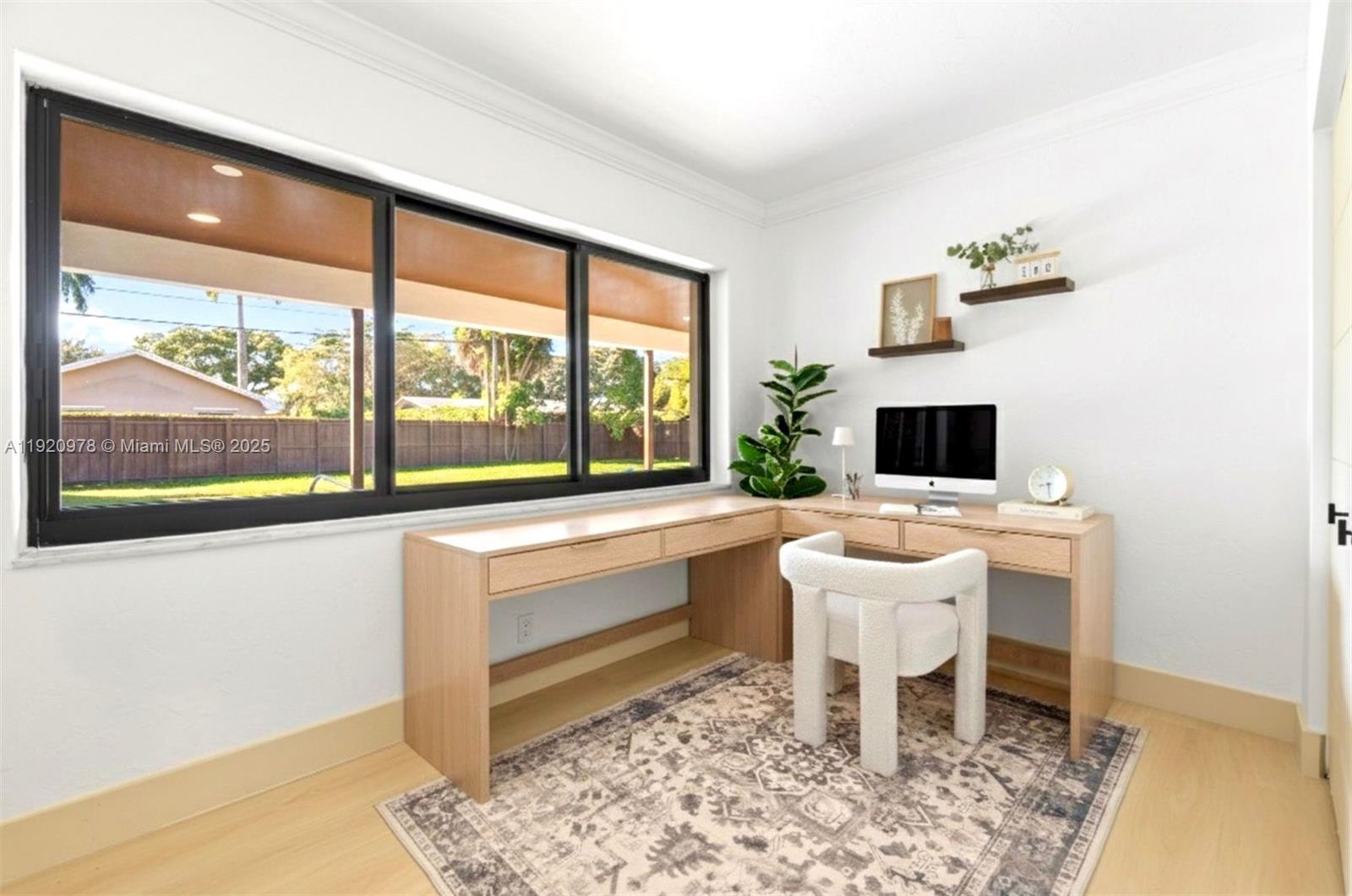 PLANTATIONS SECLUDED GARD - Residential