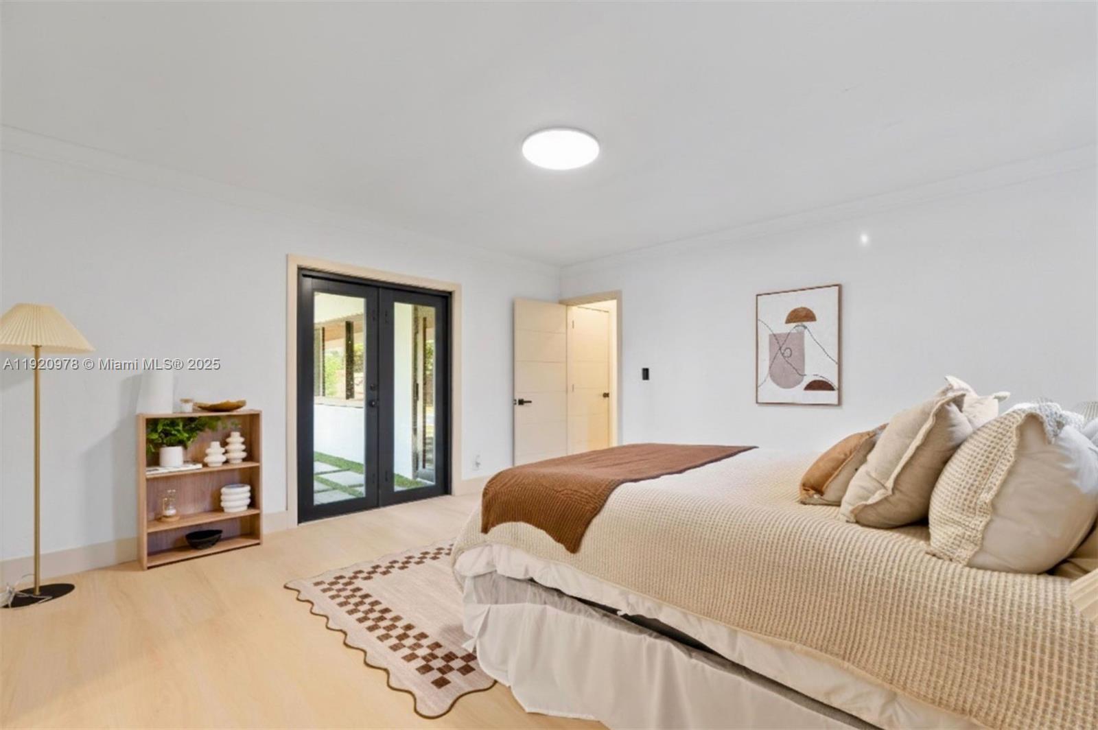 PLANTATIONS SECLUDED GARD - Residential