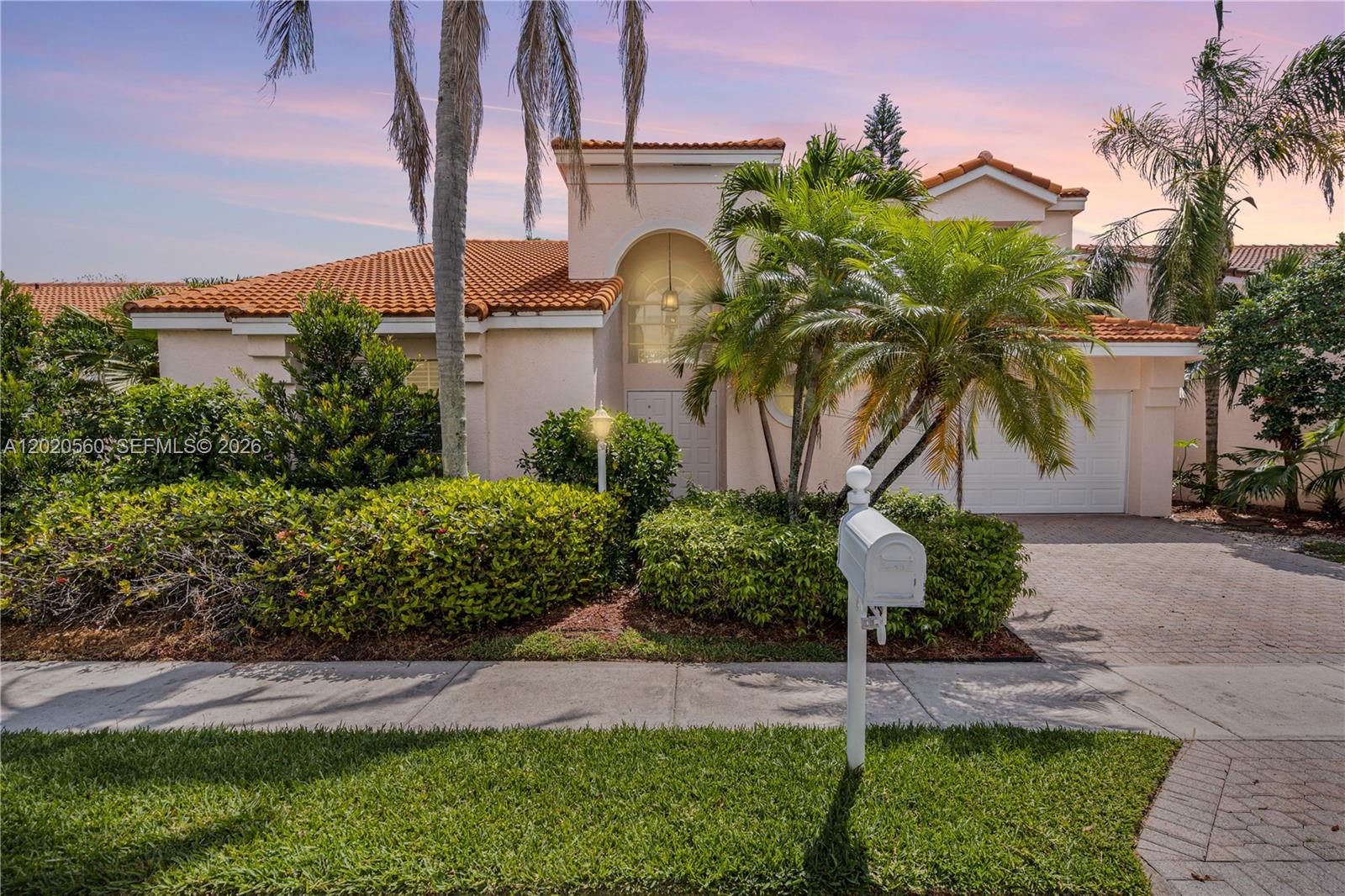 BALBOA POINT BOCA GOLF & - Residential