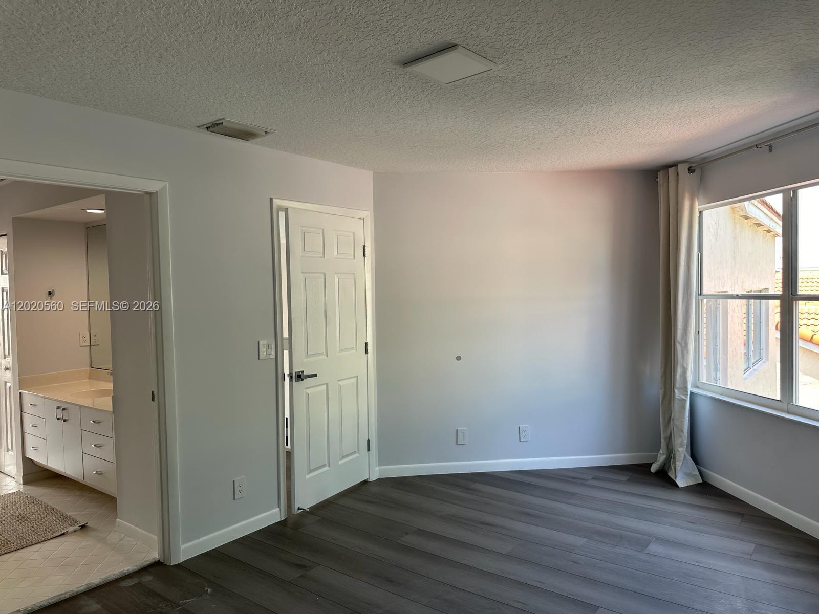BALBOA POINT BOCA GOLF & - Residential