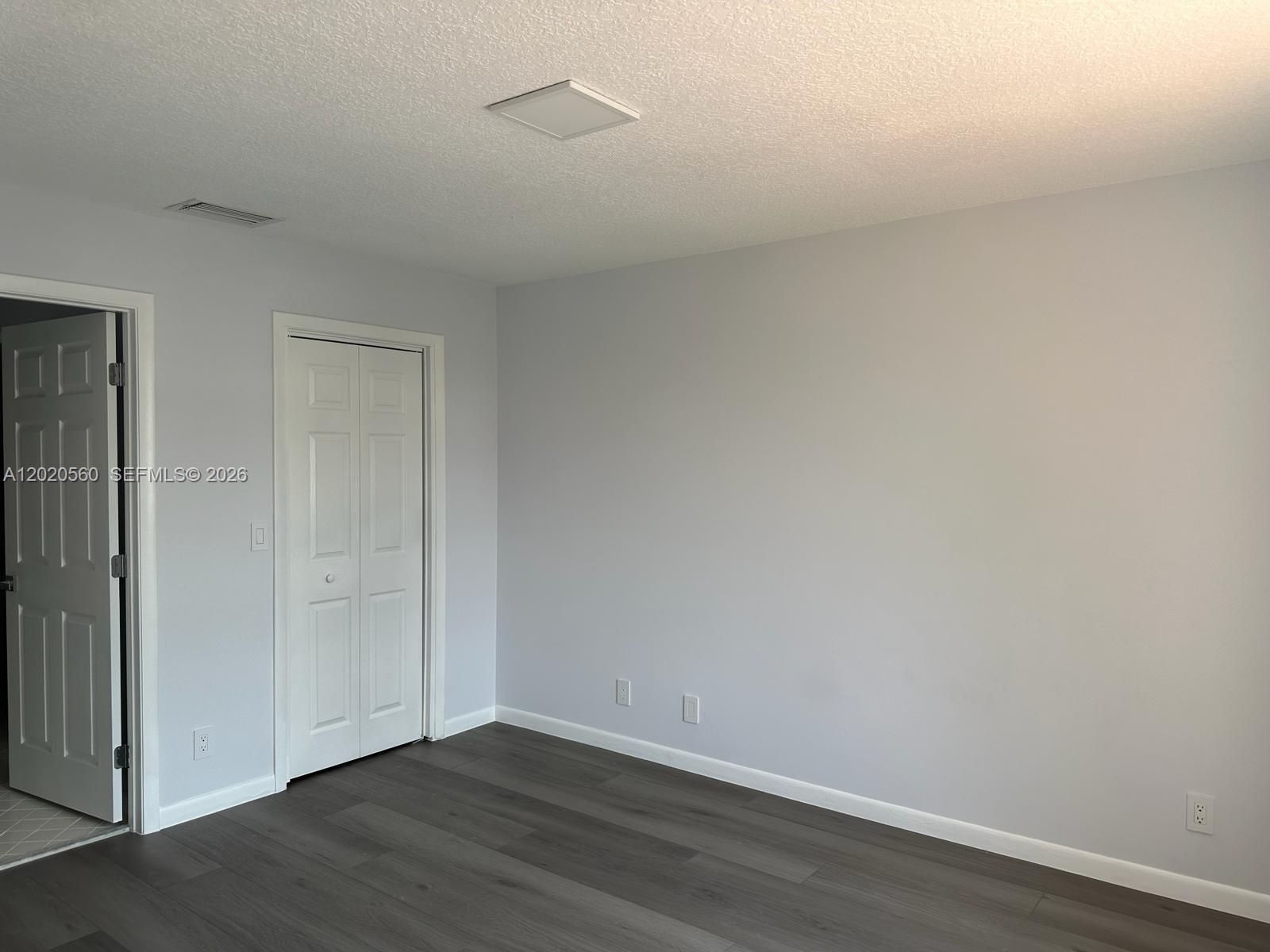 BALBOA POINT BOCA GOLF & - Residential