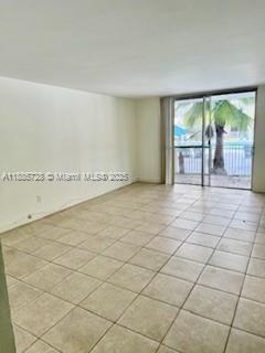 492 NW 165th St Rd C-110