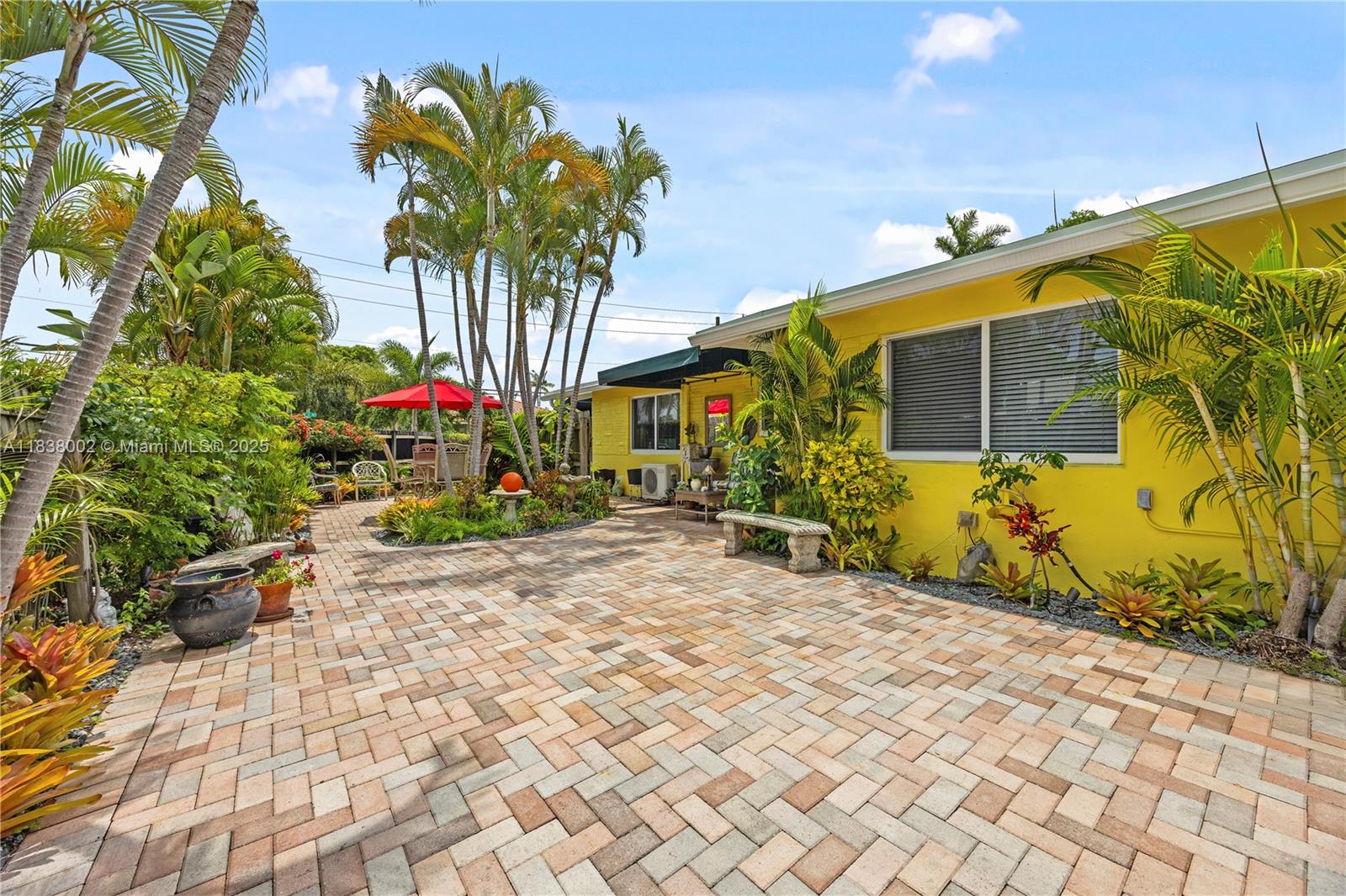 1535 NE 5th Ter, Fort Lauderdale, FL, 33304/$610,000 4 1535 NE 5th Ter