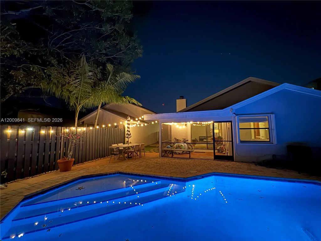 Photo of 575 Lakeside Cir, Sunrise, FL 33326 (MLS # A12009841)