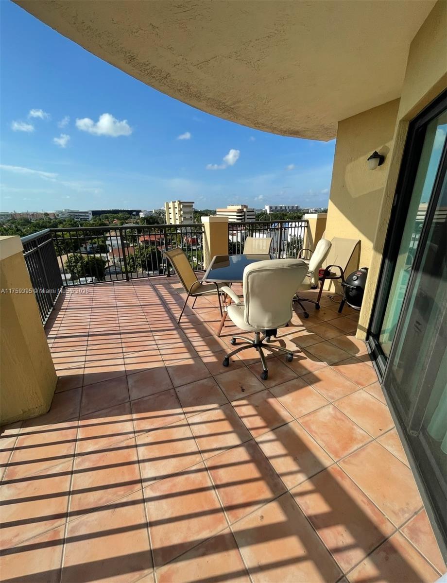 KEYSTONE PARK CONDO - Residential
