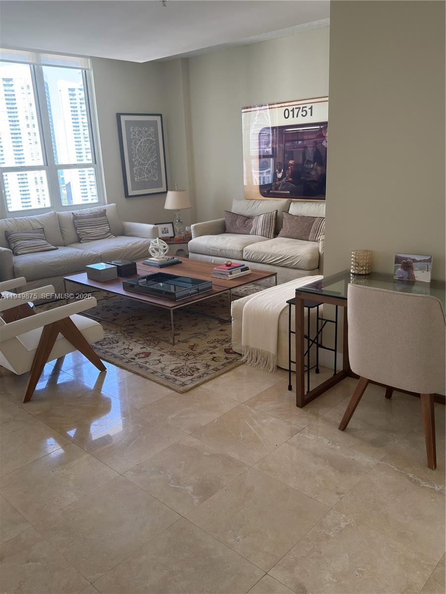 701 Brickell Key Blvd PH-08