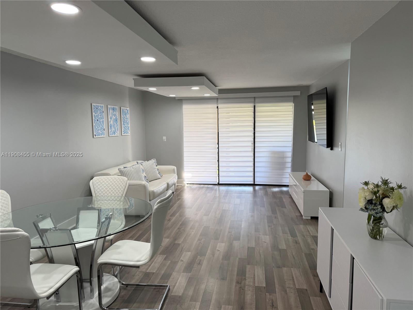 BOCA GLADES CONDO A THRU - Residential