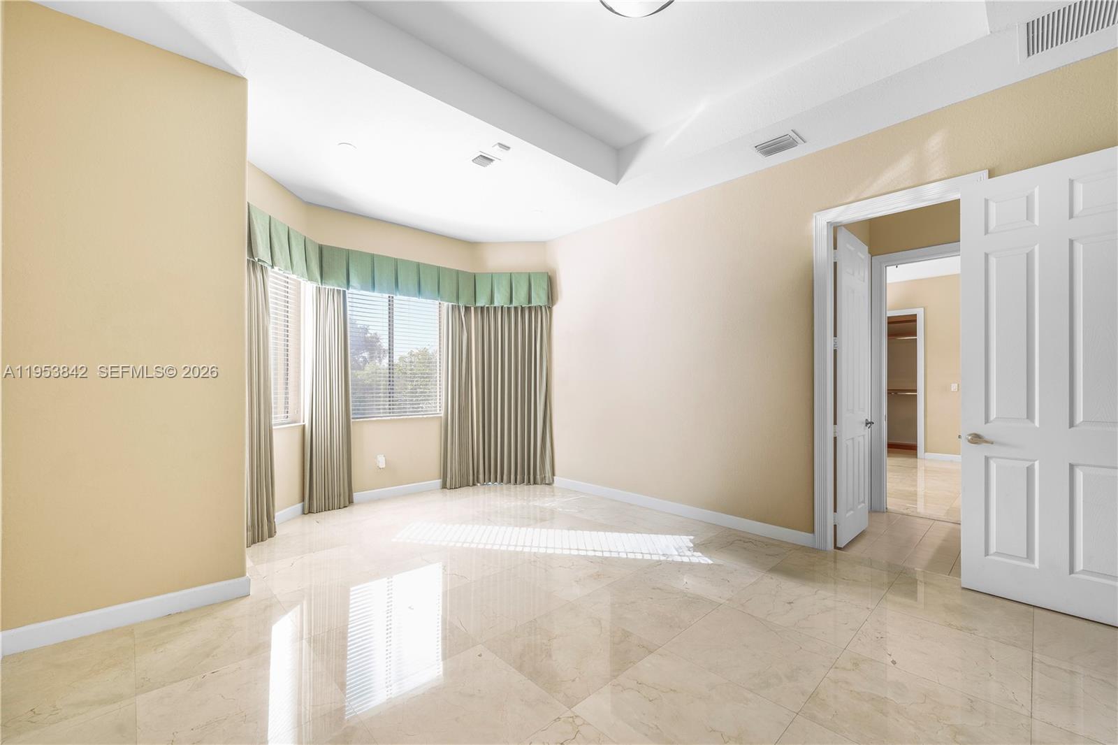 CUTLER CAY - Residential