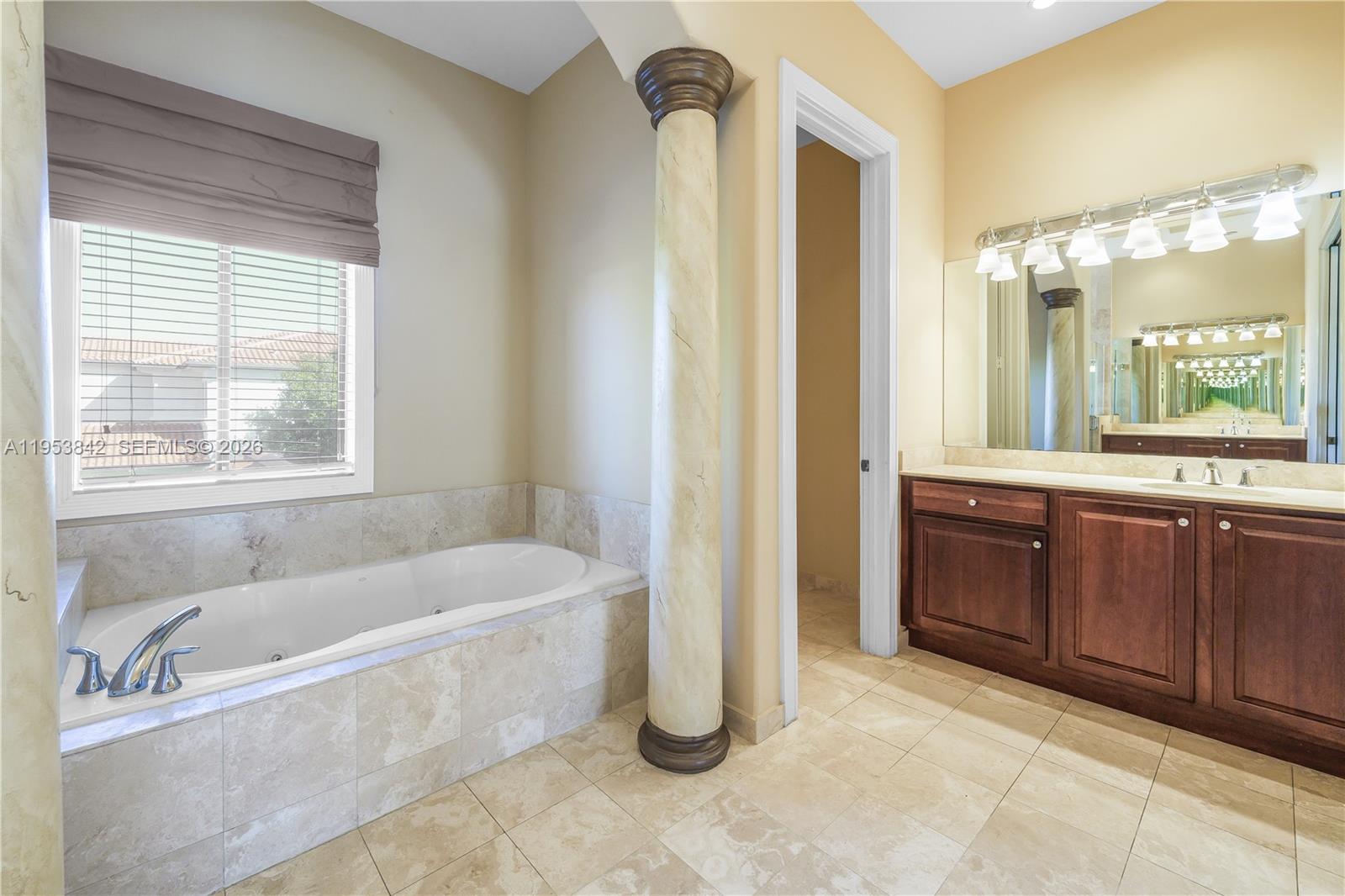 CUTLER CAY - Residential