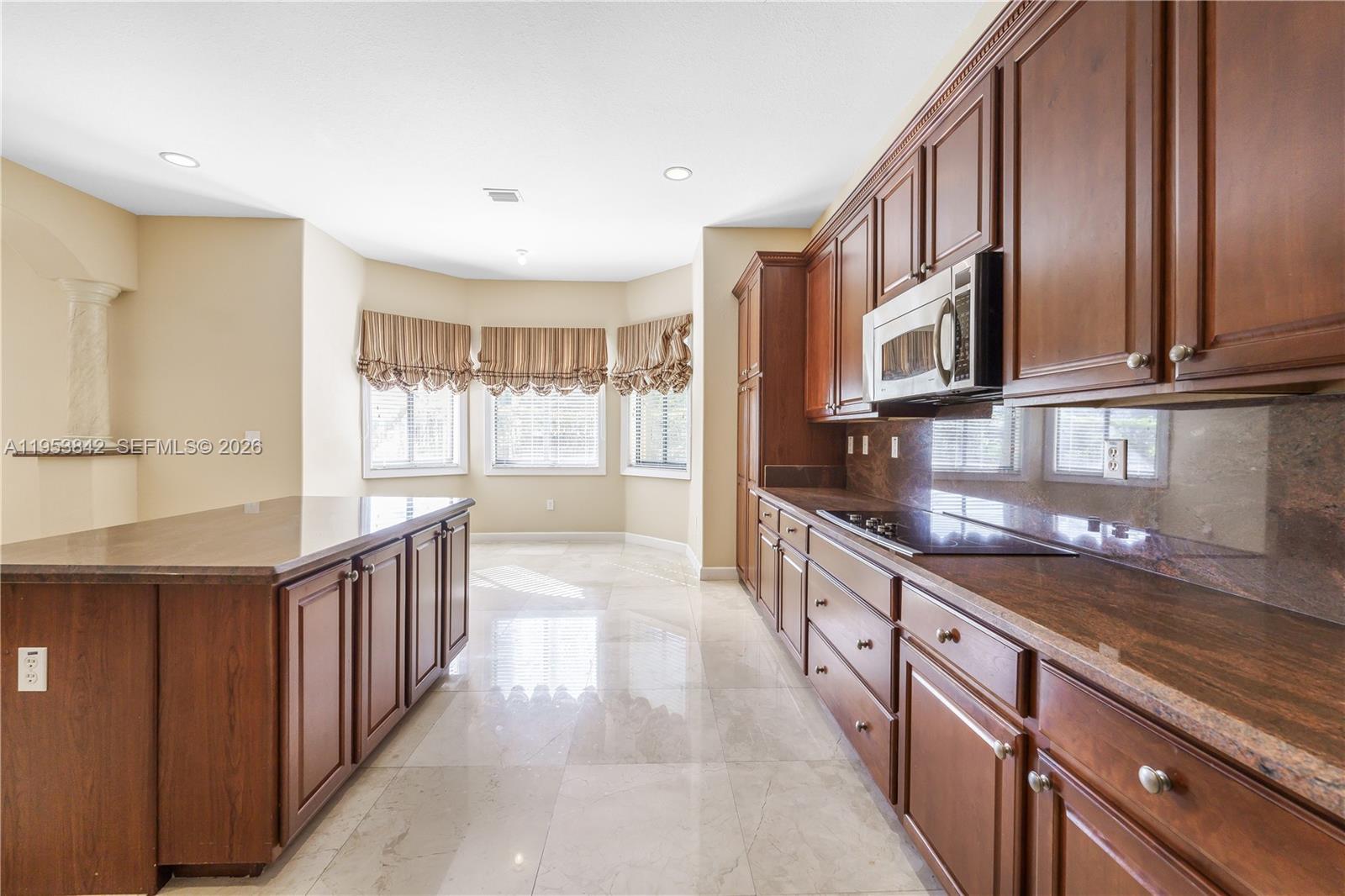 CUTLER CAY - Residential