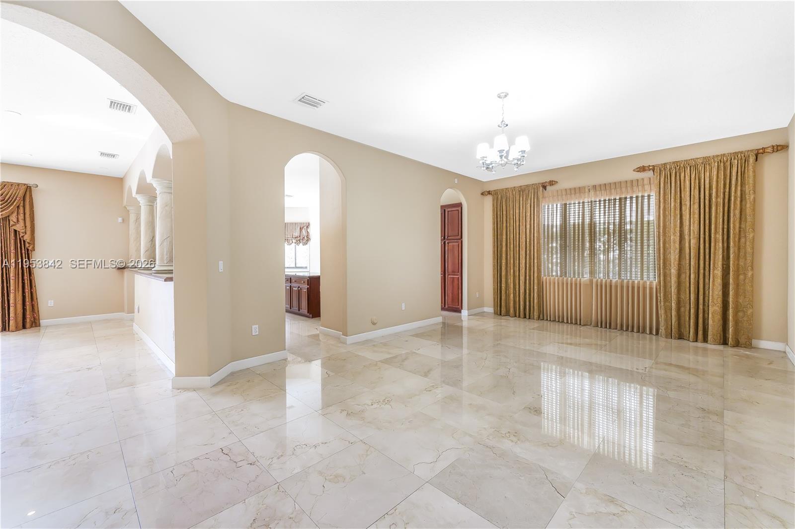 CUTLER CAY - Residential