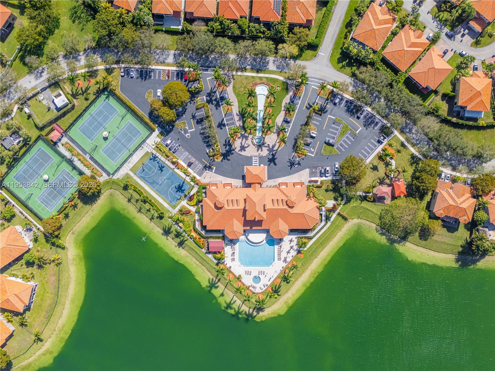 CUTLER CAY - Residential