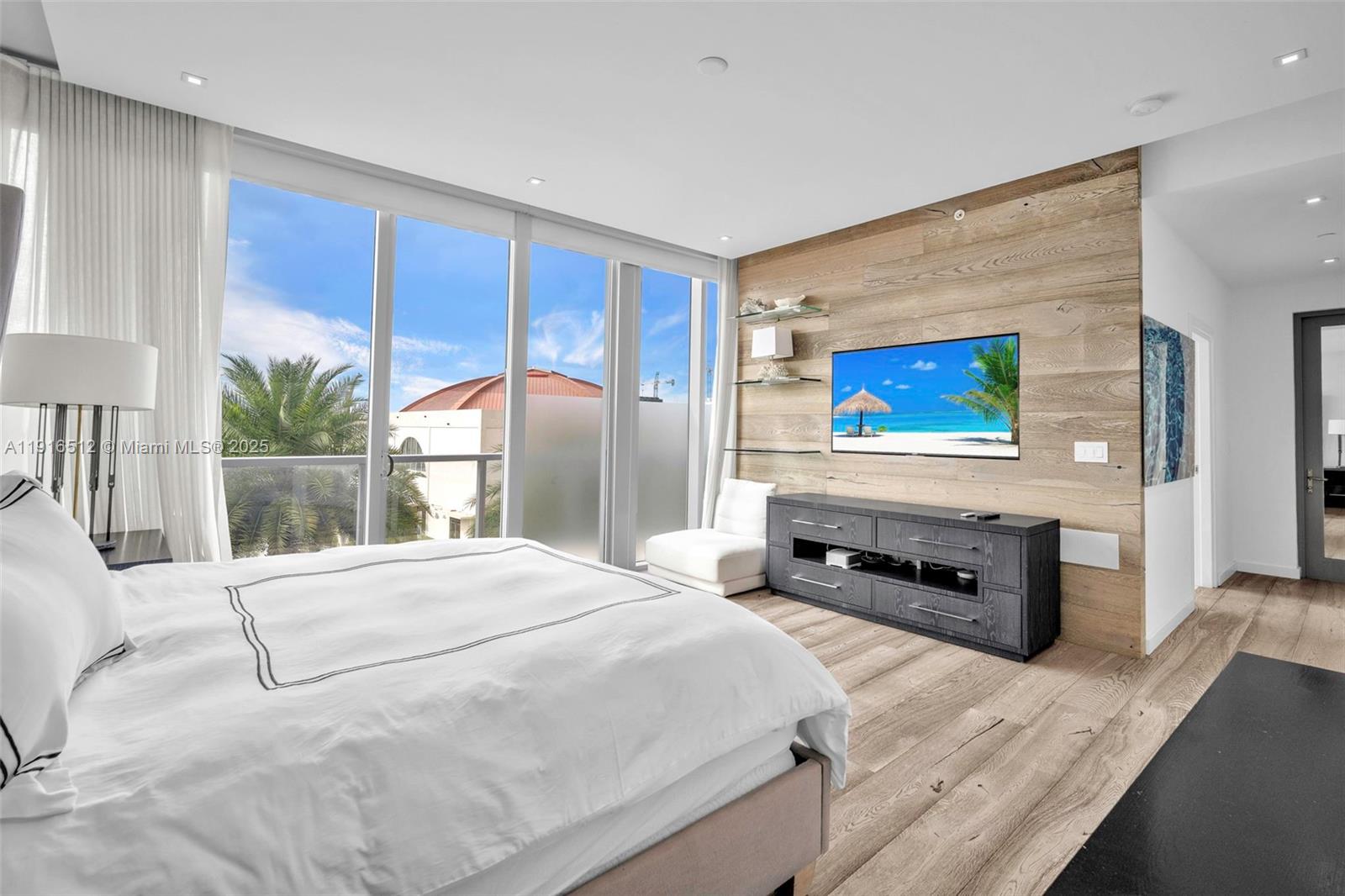 OCEAN SEVEN CONDO - Residential Lease