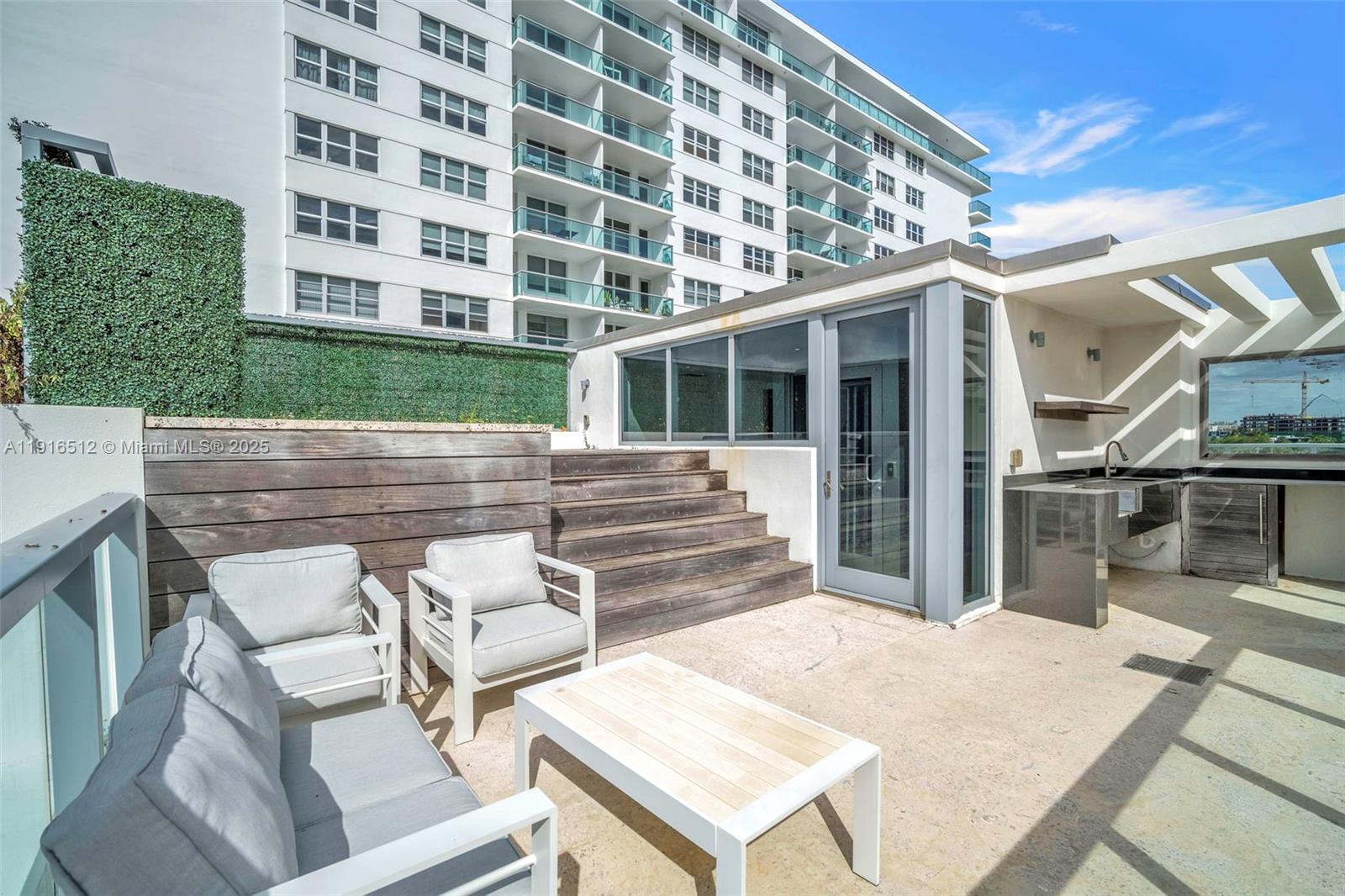 OCEAN SEVEN CONDO - Residential Lease