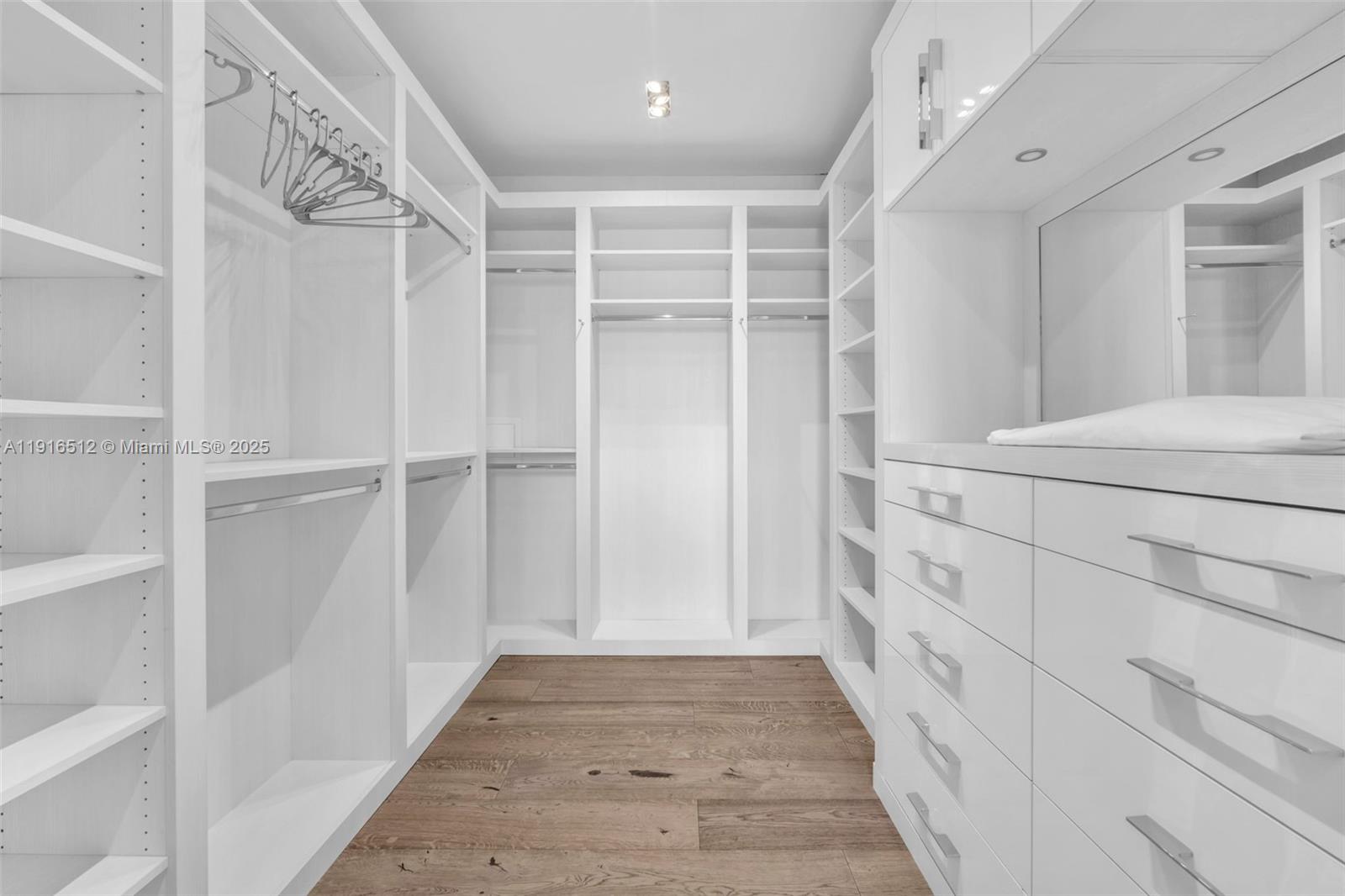 OCEAN SEVEN CONDO - Residential Lease