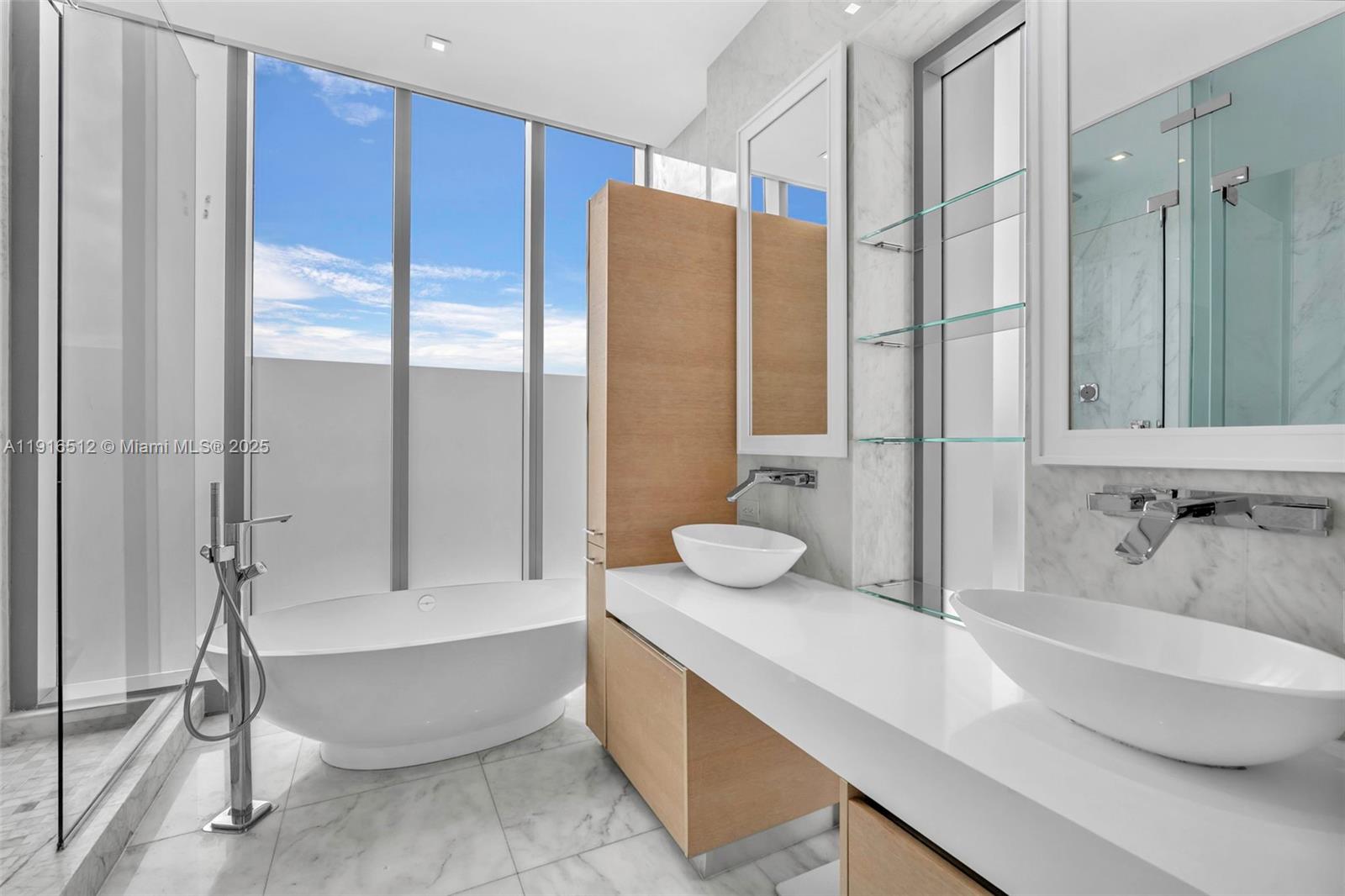 OCEAN SEVEN CONDO - Residential Lease