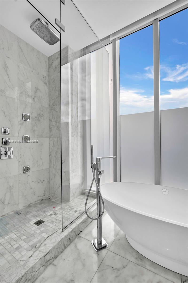 OCEAN SEVEN CONDO - Residential Lease