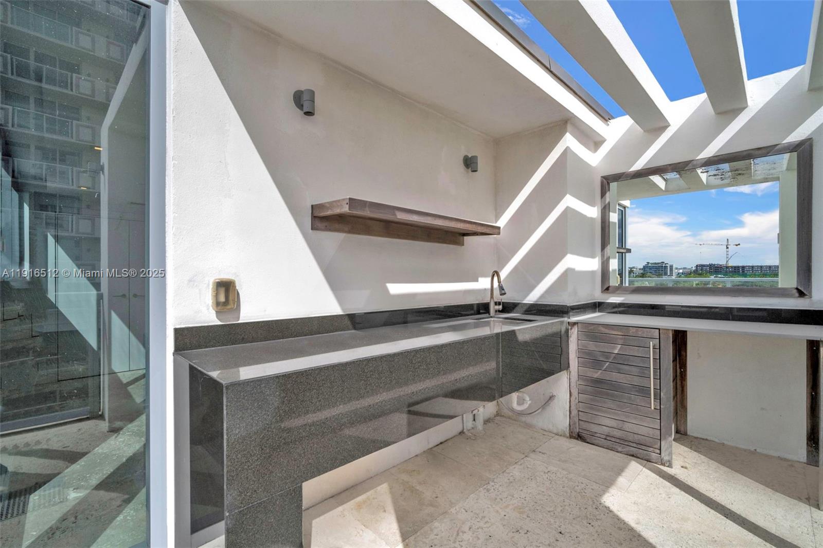 OCEAN SEVEN CONDO - Residential Lease