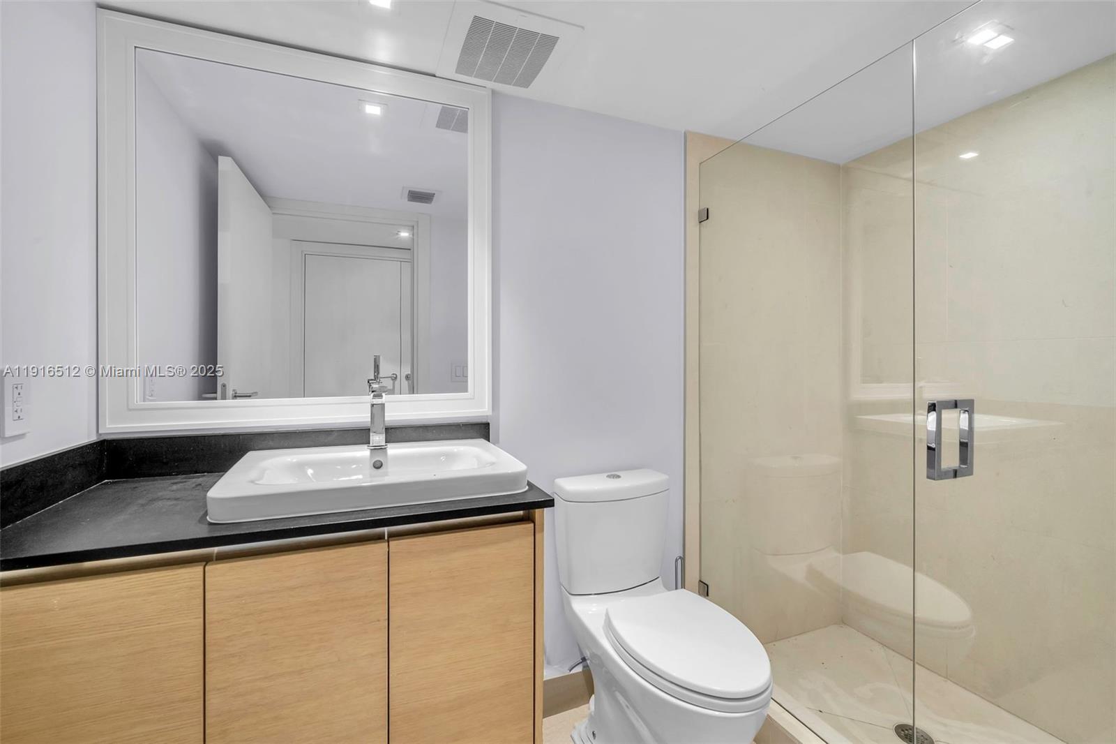 OCEAN SEVEN CONDO - Residential Lease