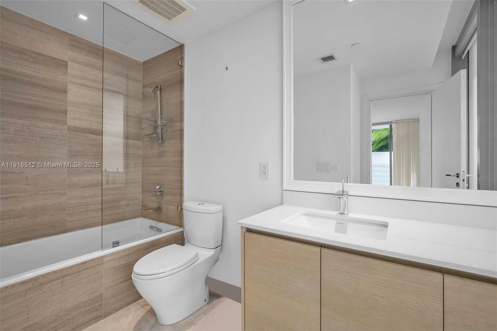 OCEAN SEVEN CONDO - Residential Lease