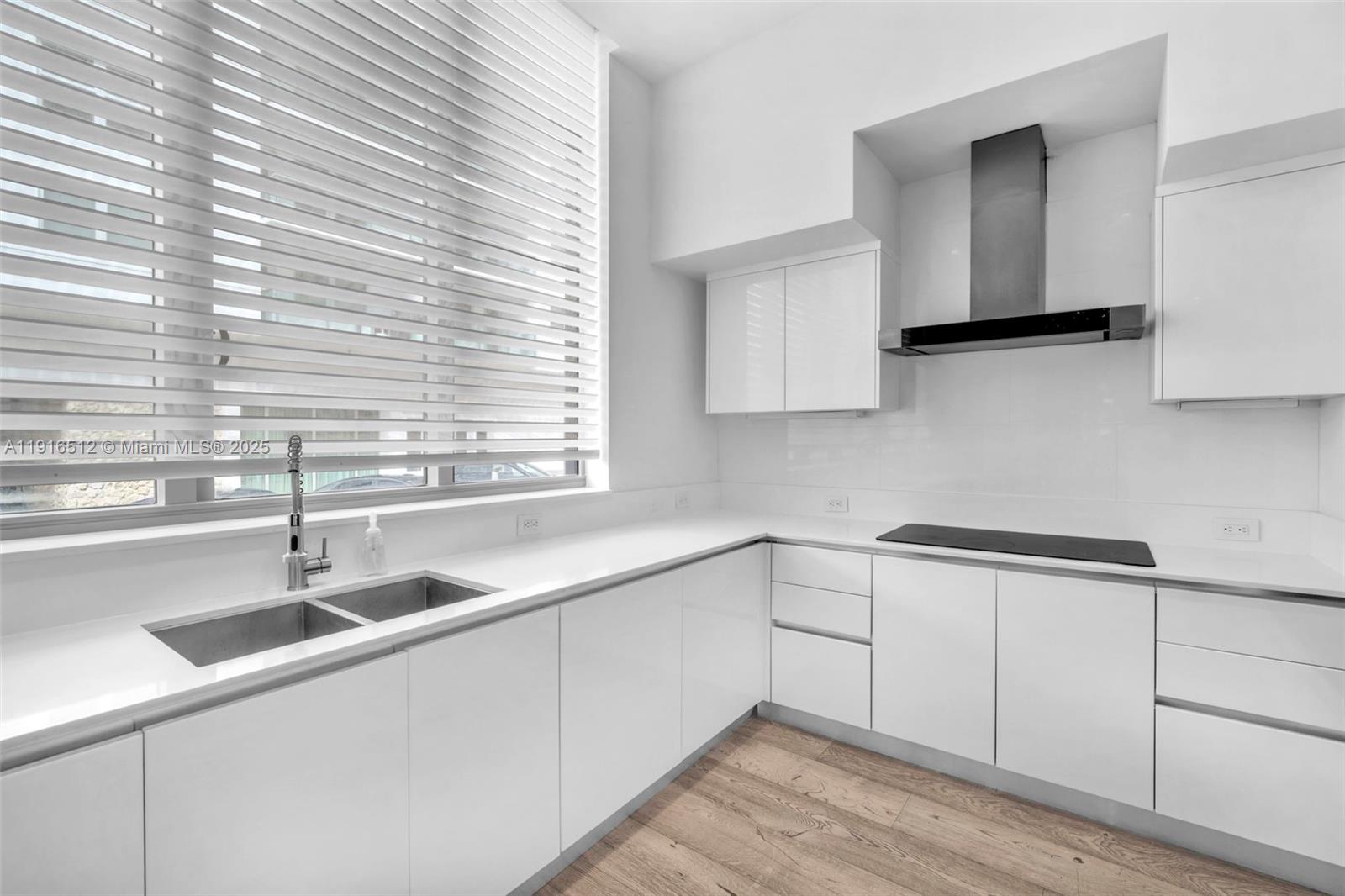 OCEAN SEVEN CONDO - Residential Lease