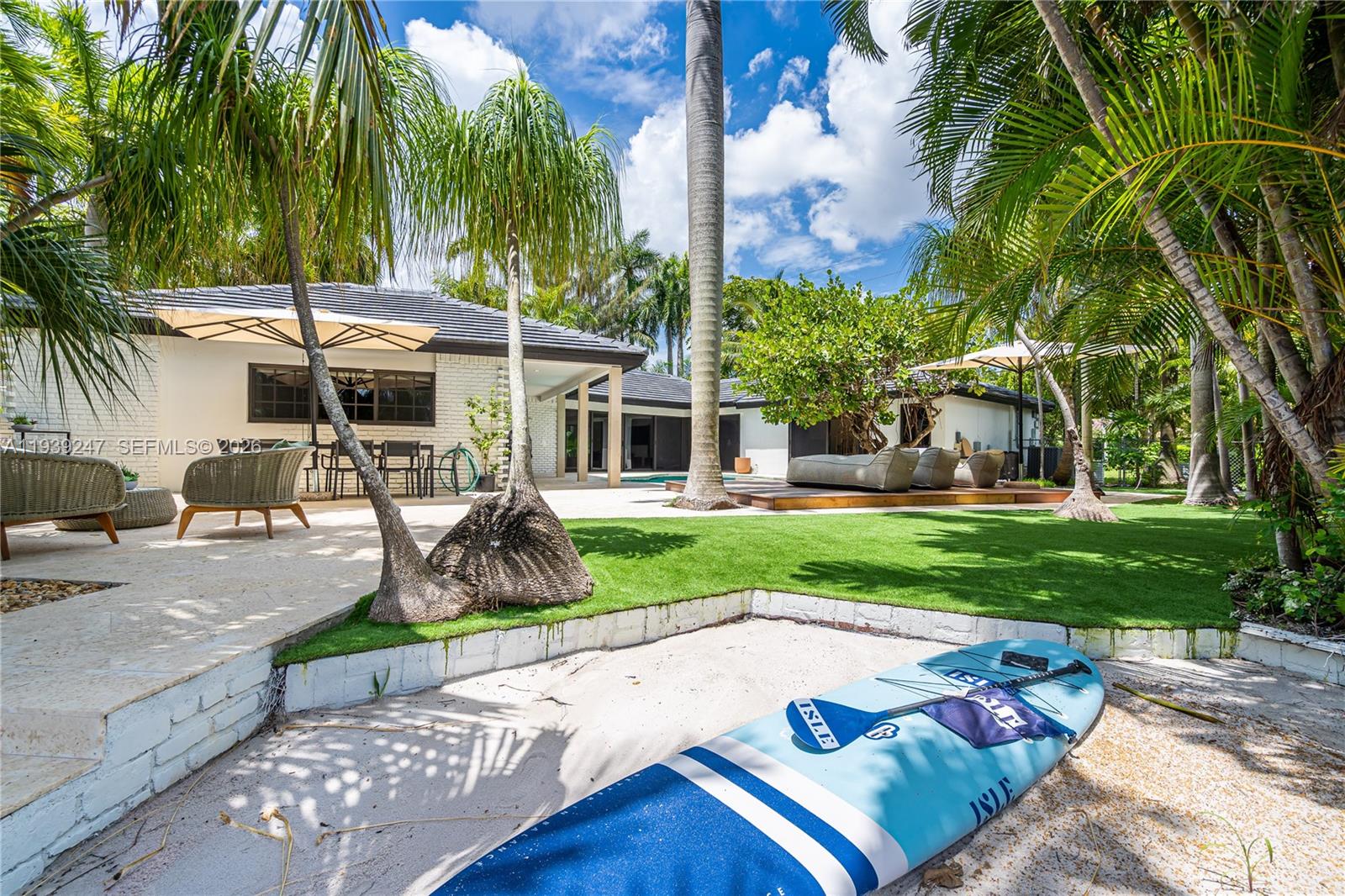 CORAL RIDGE GALT ADD - Residential Lease