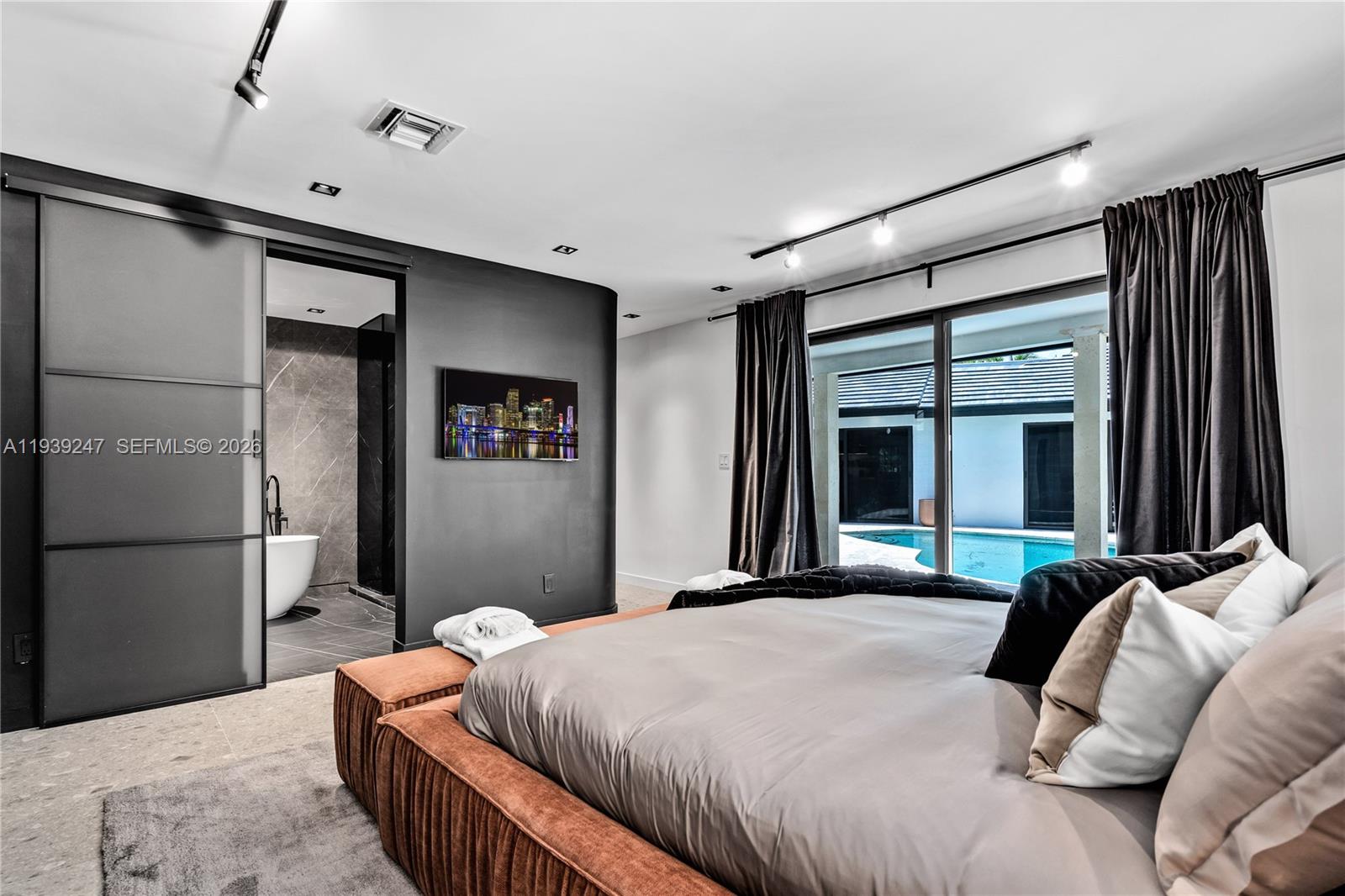 CORAL RIDGE GALT ADD - Residential Lease