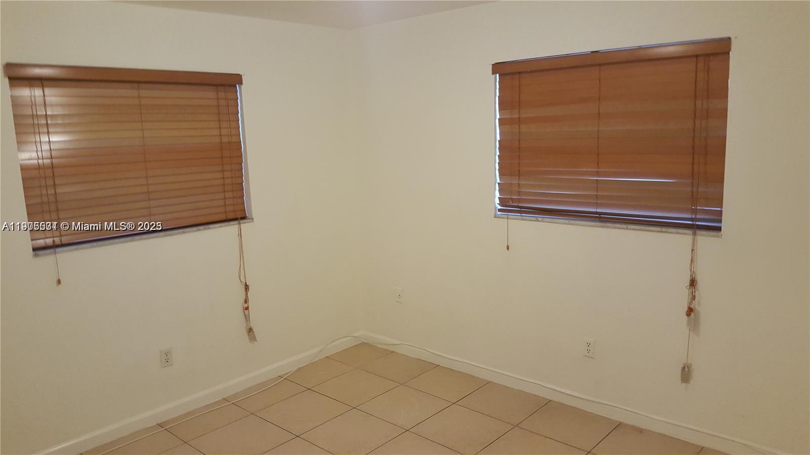 GRAPELAND HEIGHTS SEC 2 - Residential Lease