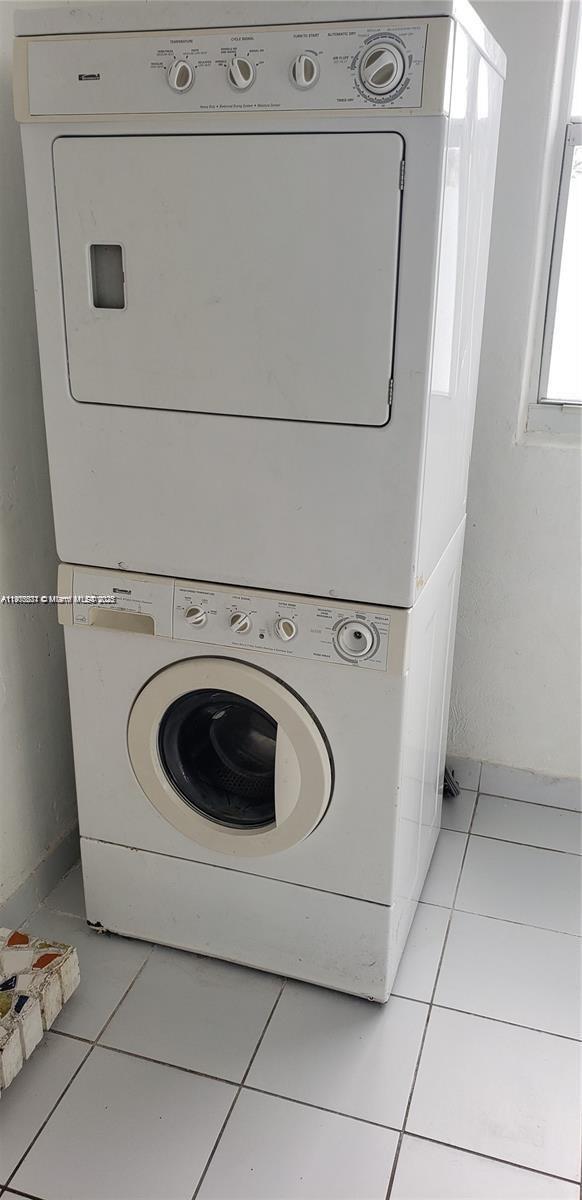 GRAPELAND HEIGHTS SEC 2 - Residential Lease