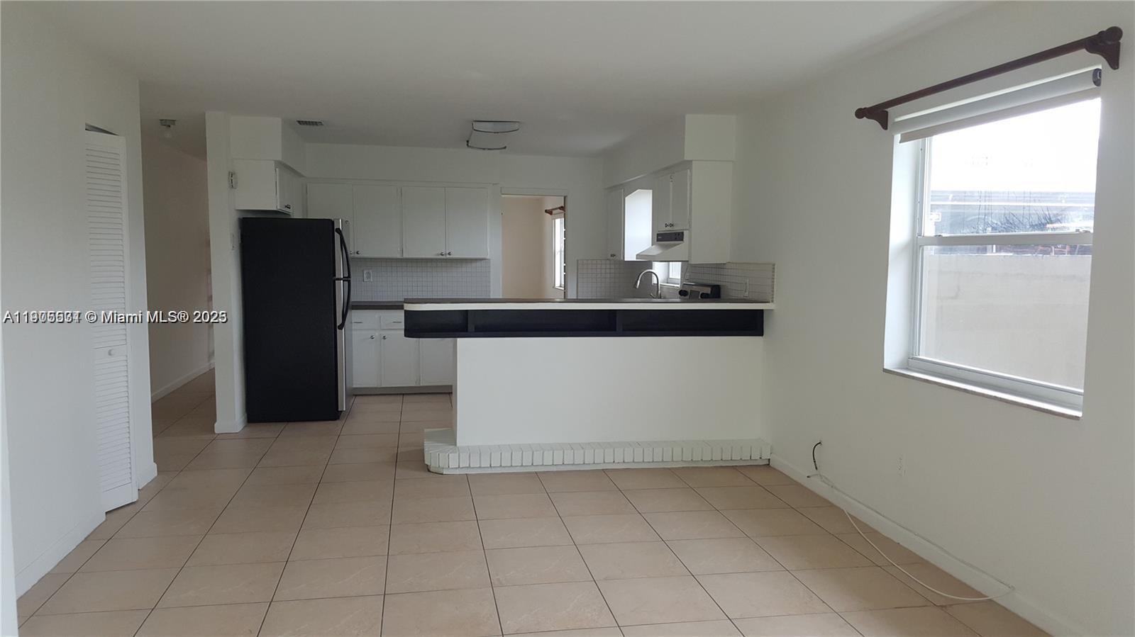 GRAPELAND HEIGHTS SEC 2 - Residential Lease