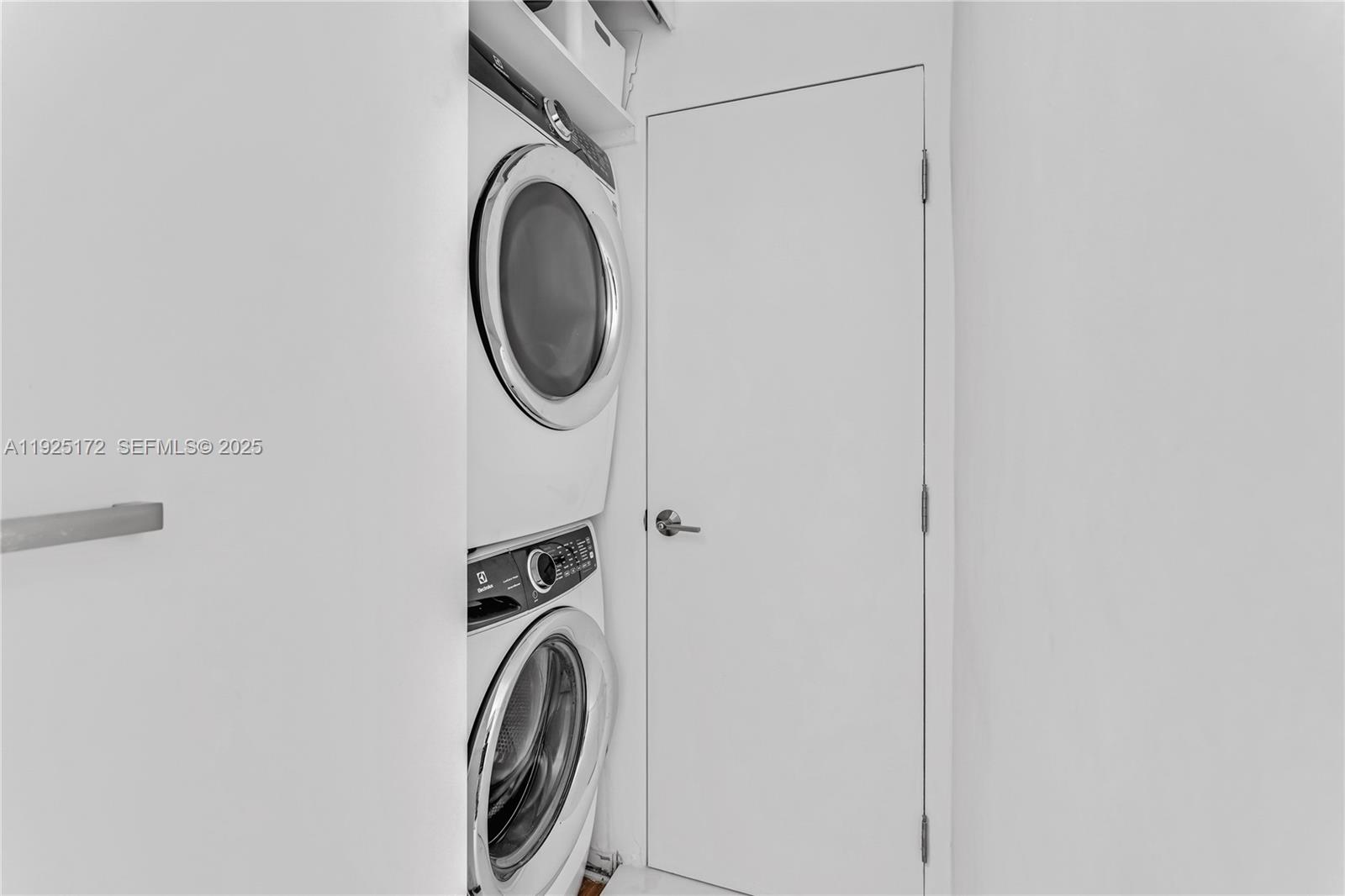 BELLE ISLE VILLAS - Residential Lease