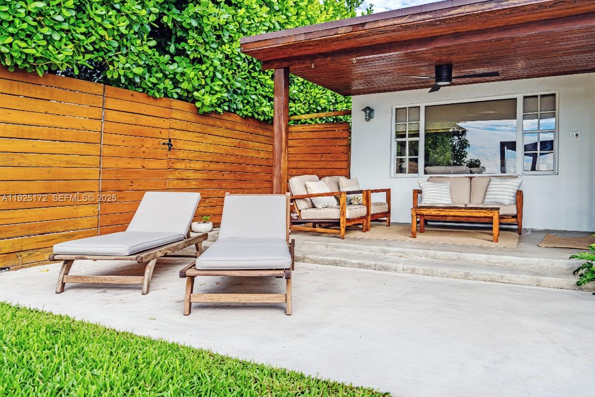 BELLE ISLE VILLAS - Residential Lease