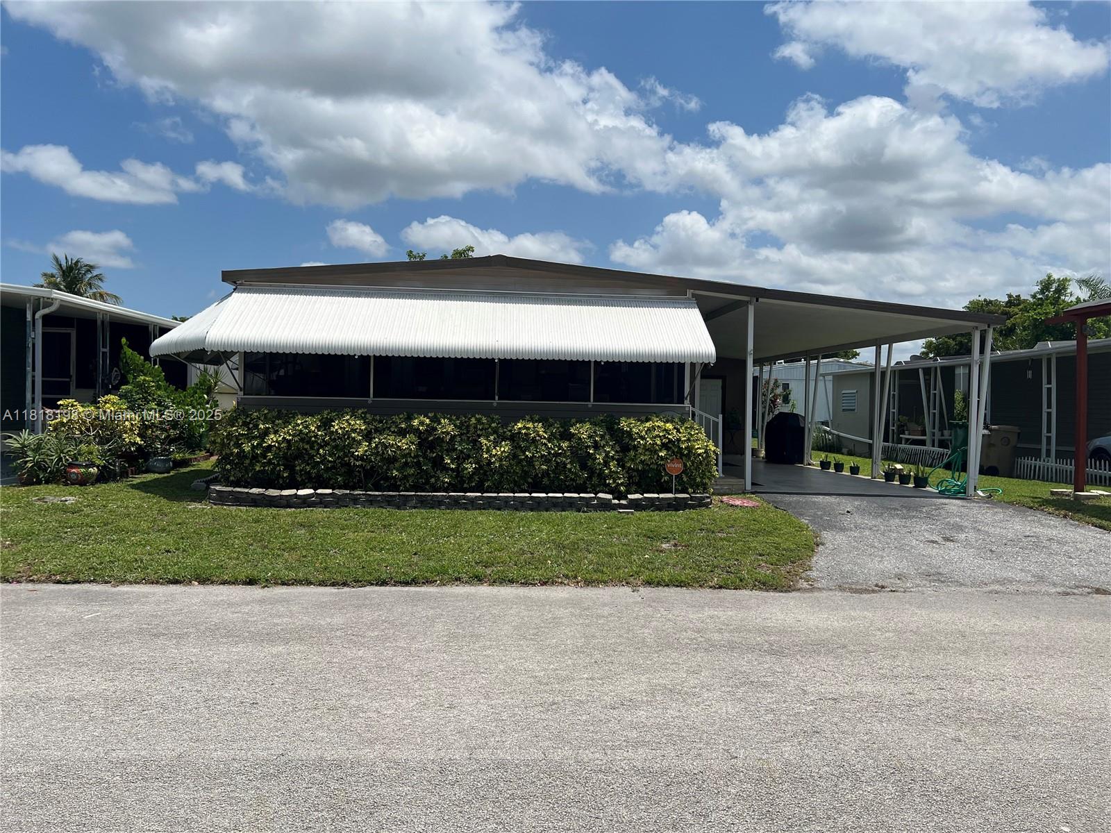 Property for Sale at Address Not Disclosed, Davie, Broward County, Florida - Bedrooms: 2 
Bathrooms: 2  - $140,000