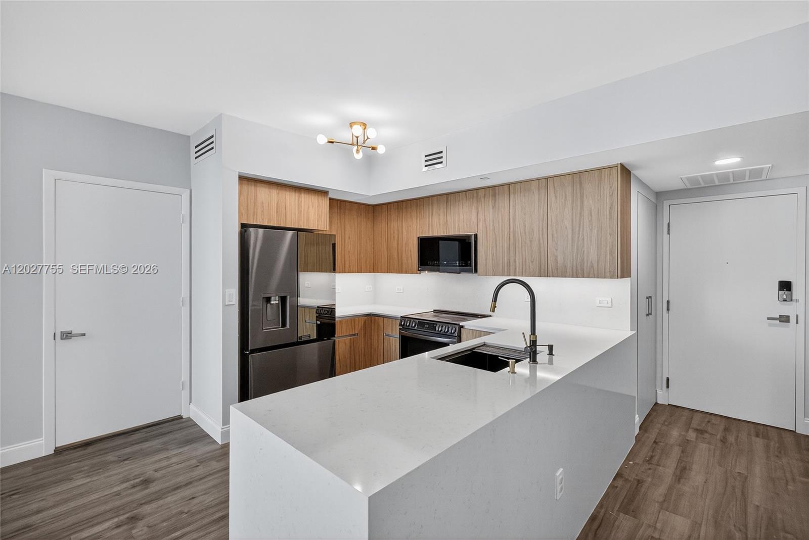 350 S Miami Ave 1705