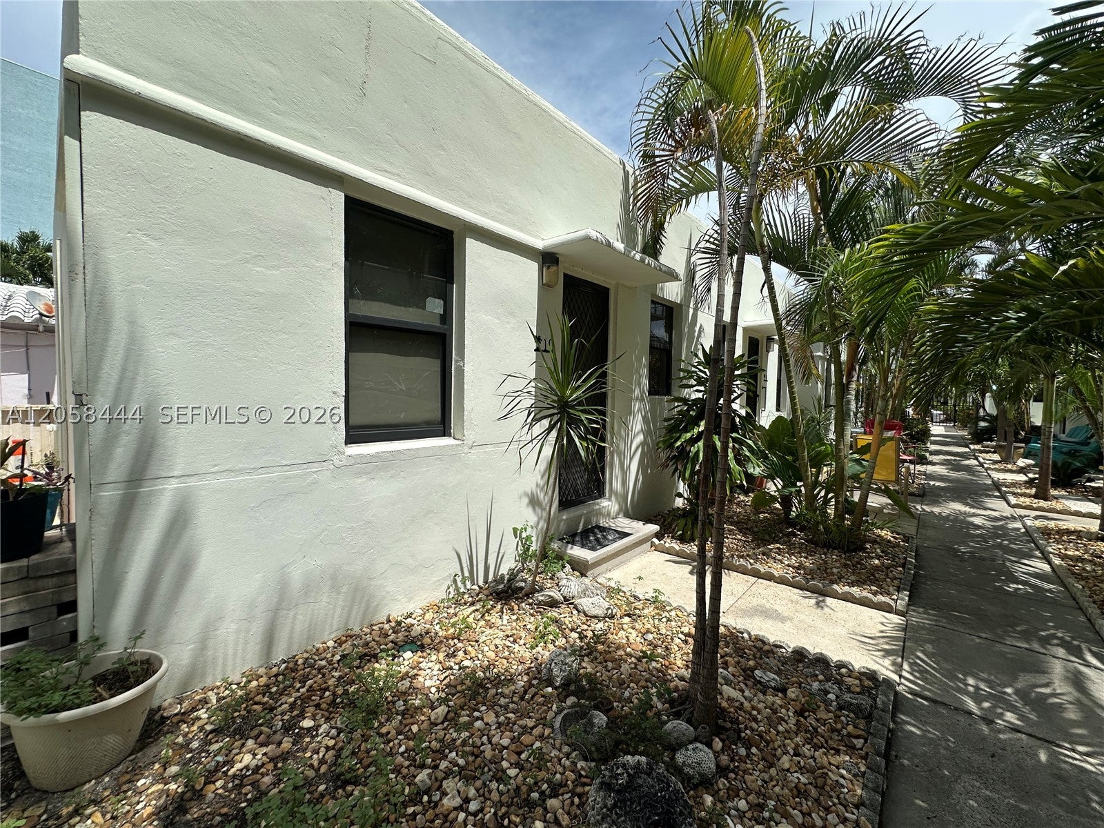 323 Fillmore St 10