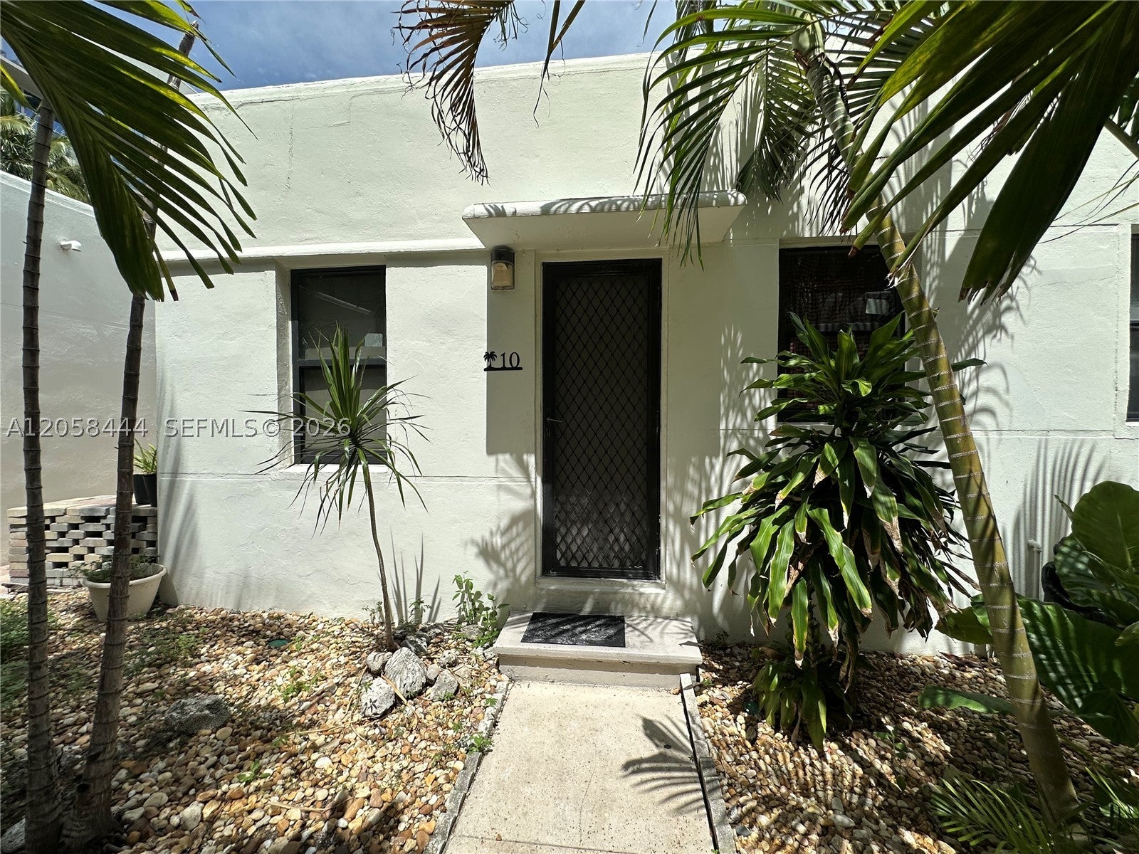 323 Fillmore St 10