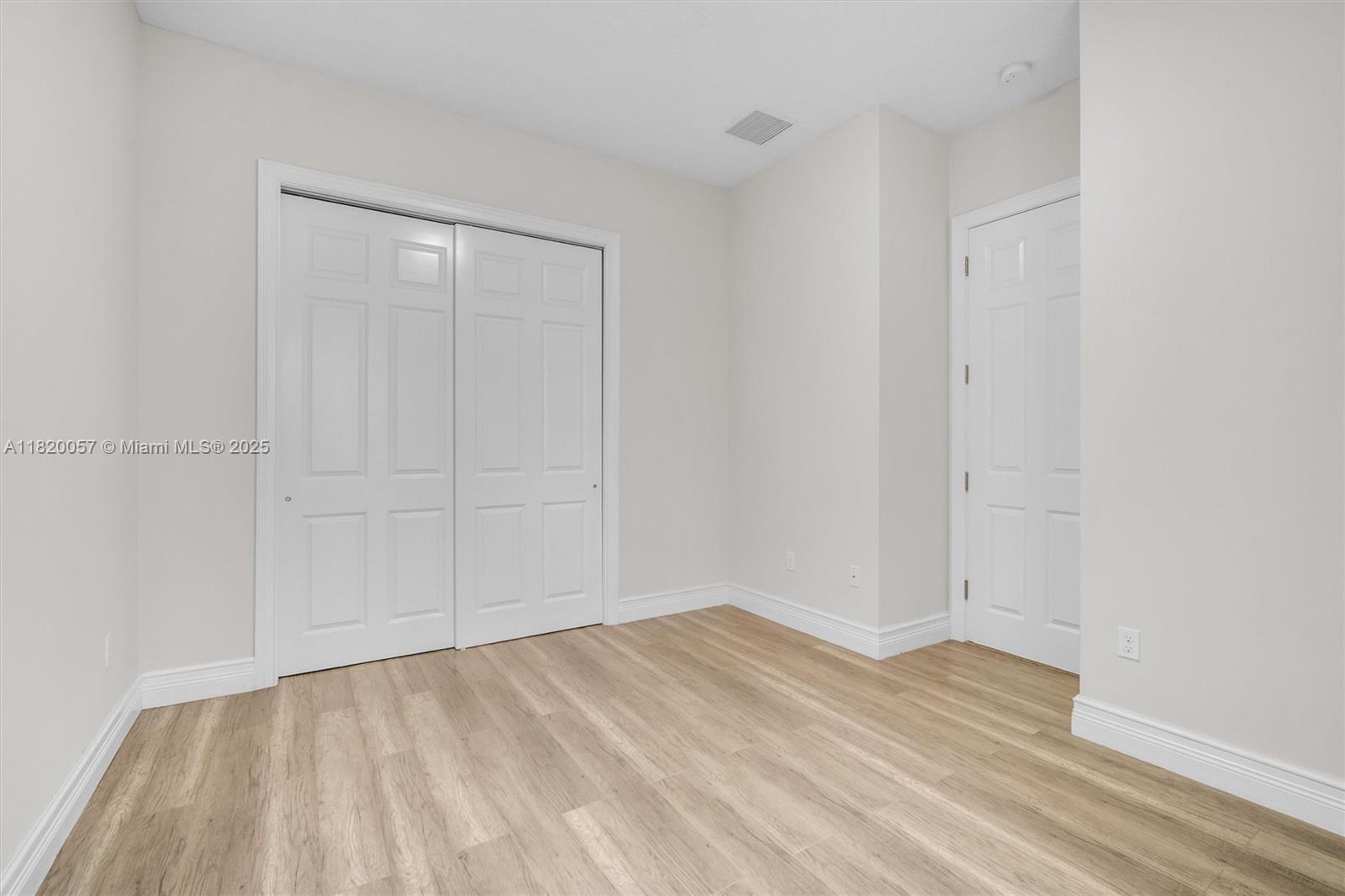 BRIDGES PL 8 - Residential Lease