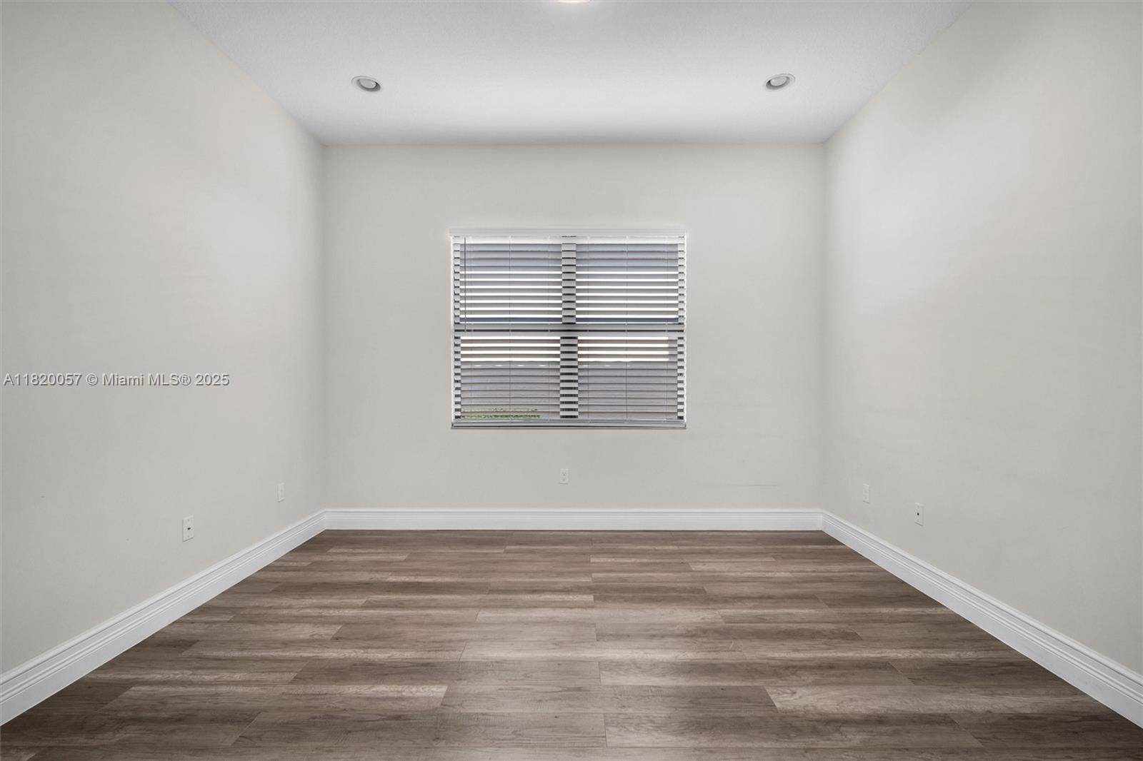 BRIDGES PL 8 - Residential Lease